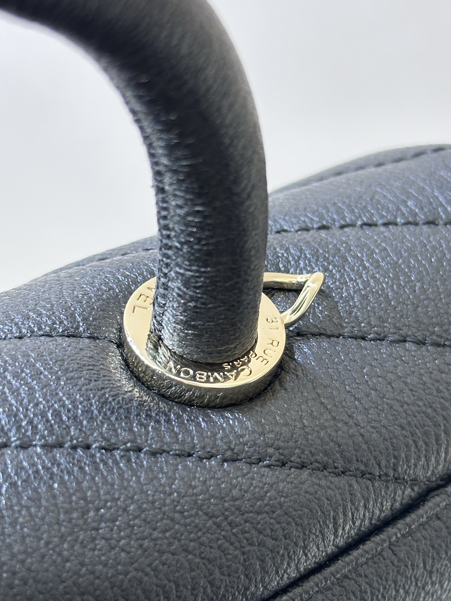Chanel Coco Handle Extended Handbag - Image 4