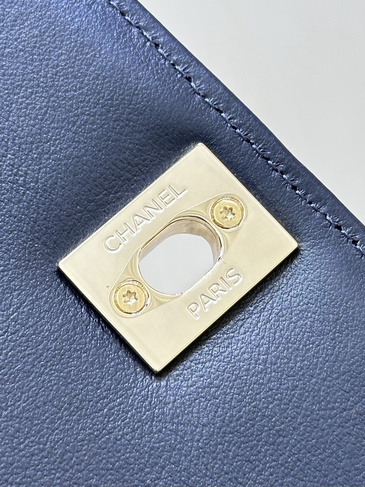 Chanel Coco Handle Denim Handbag - Image 4