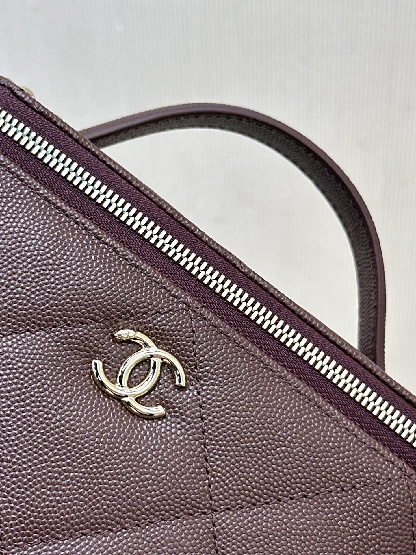 Chanel Box Handbag - Image 4