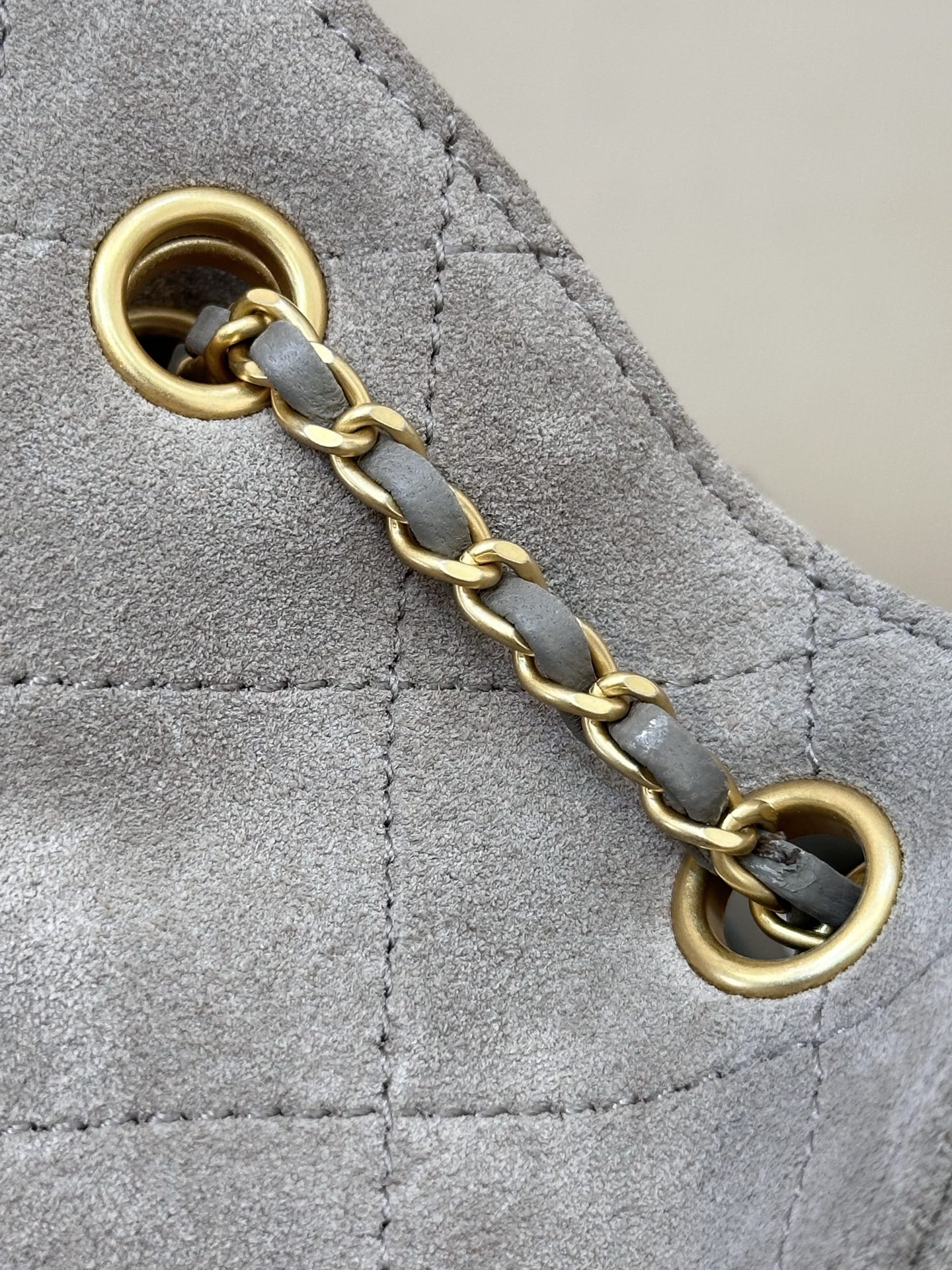 Chanel 25B Shoulder Bag - Image 4