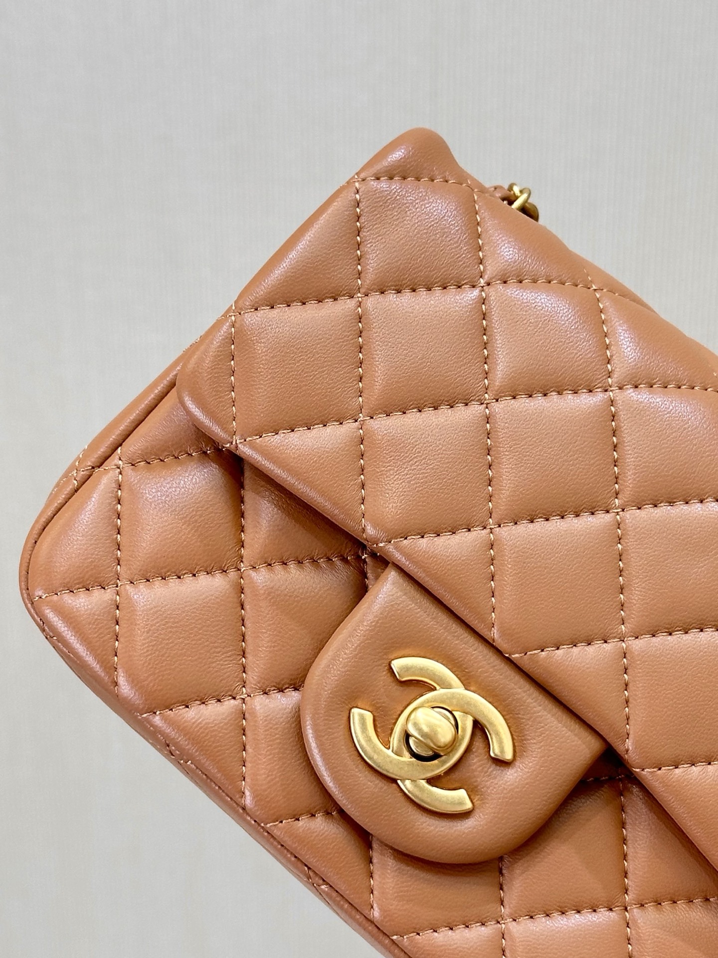 Chanel Quilted Lambskin Mini Crossbody Bag with Gold Ball Chain - Image 4