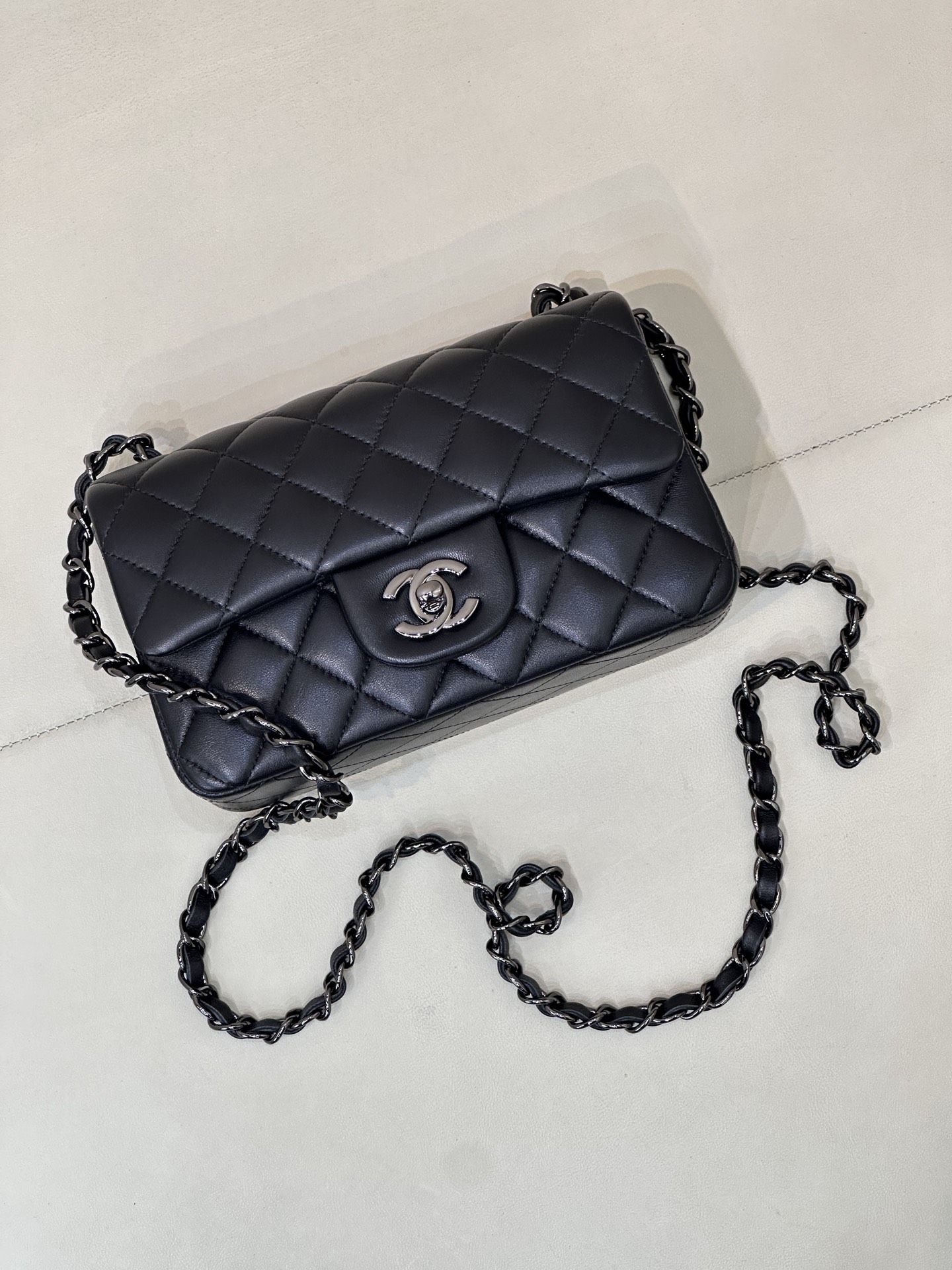 Chanel CF Style Lambskin Crossbody Bag - Image 4