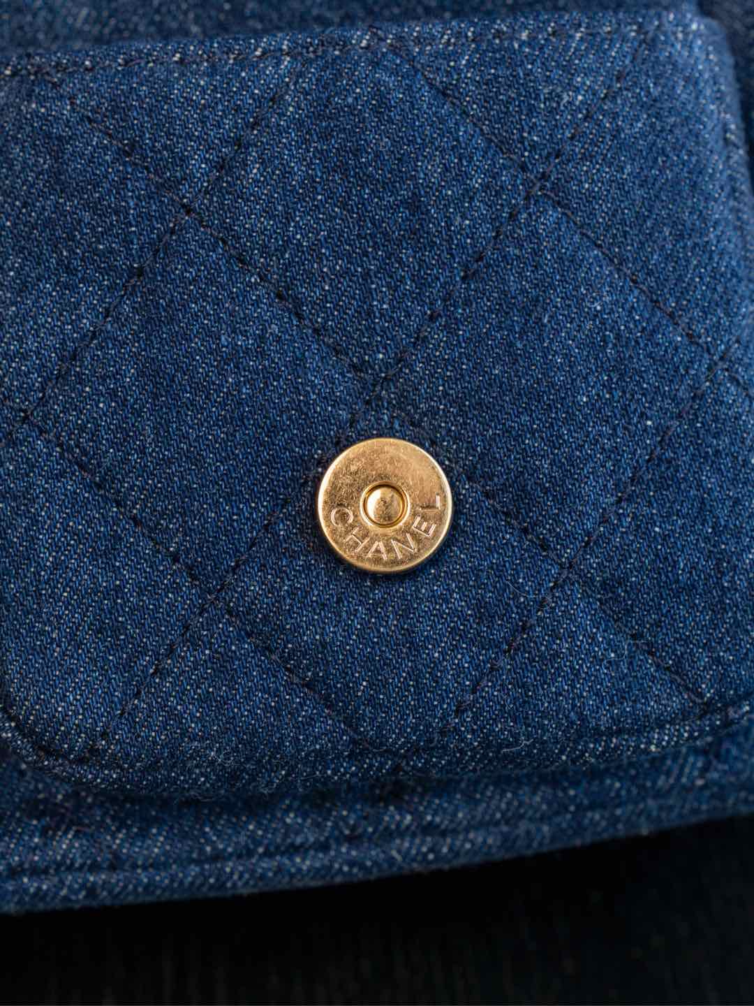 Chanel 25C Denim Hobo Shoulder Bag - Image 4