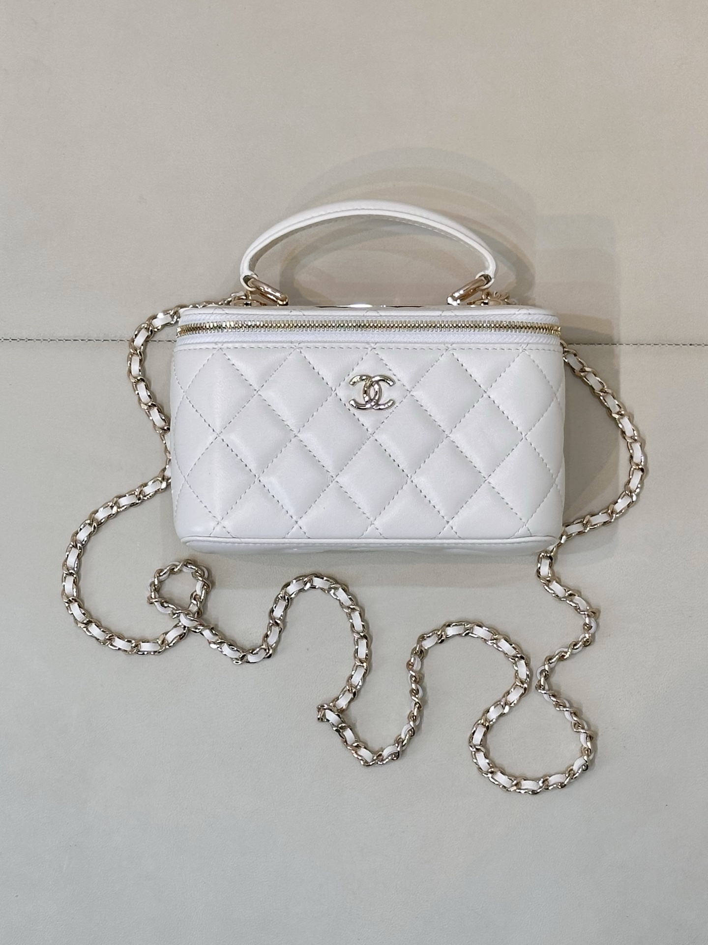 Chanel Trendy CC Box Bag - Image 4