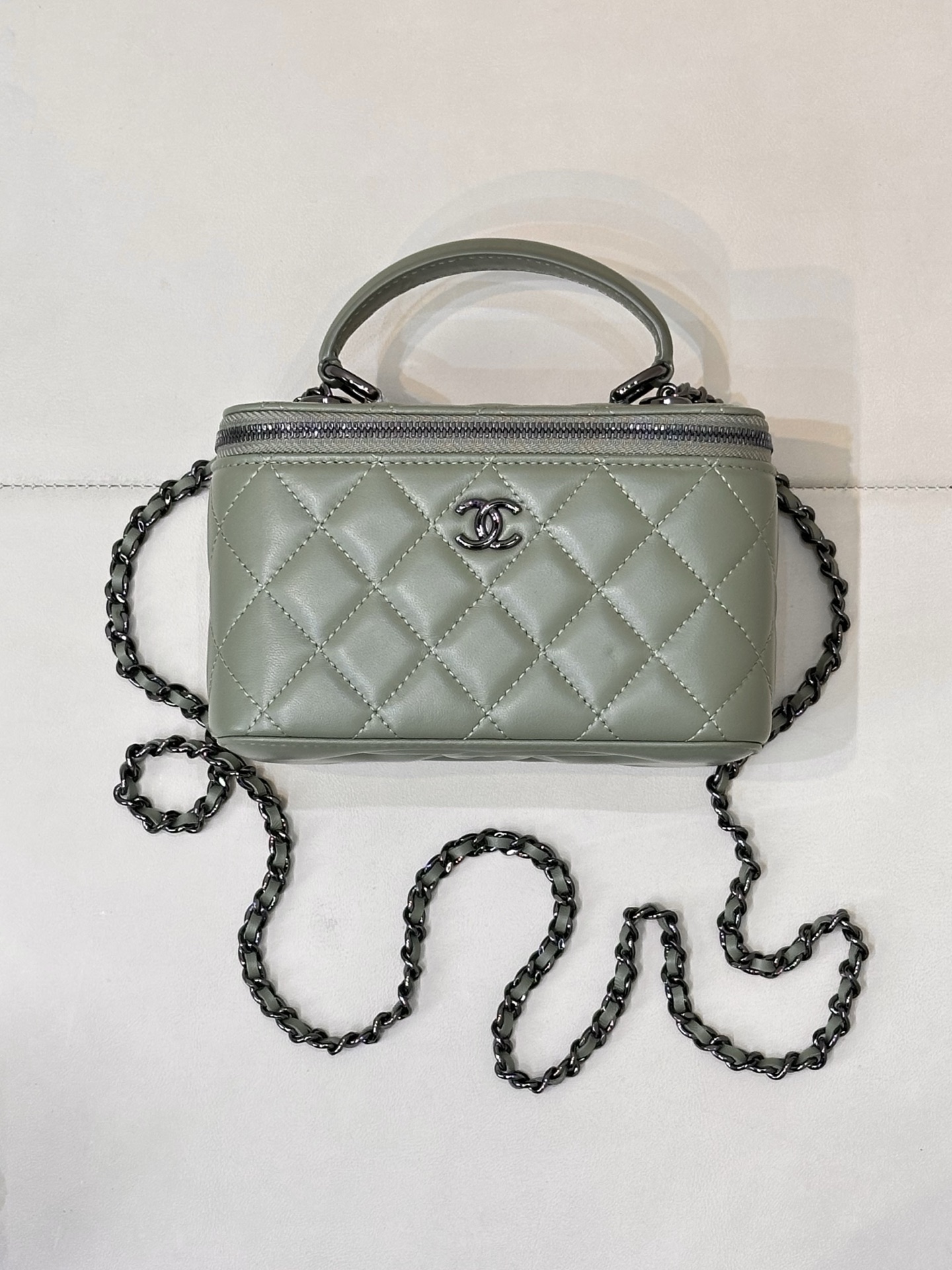 Chanel Trendy CC Box Bag - Image 4