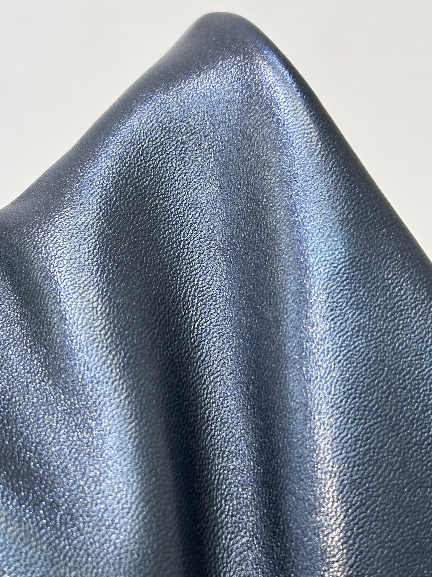 Chanel 25S Pearl Evening Bag - Image 4