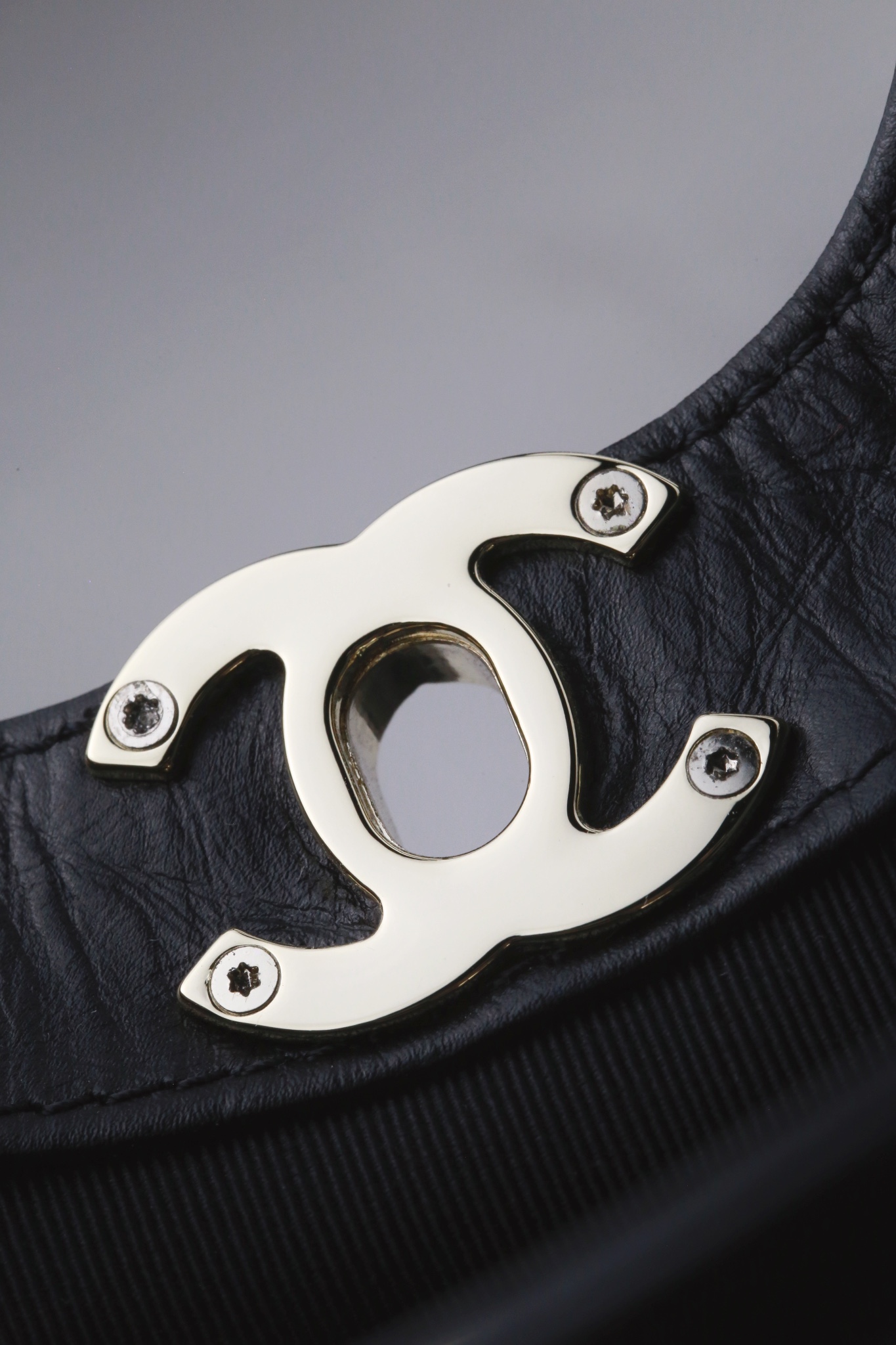 CHANEL 31 Mini Bag - Image 4
