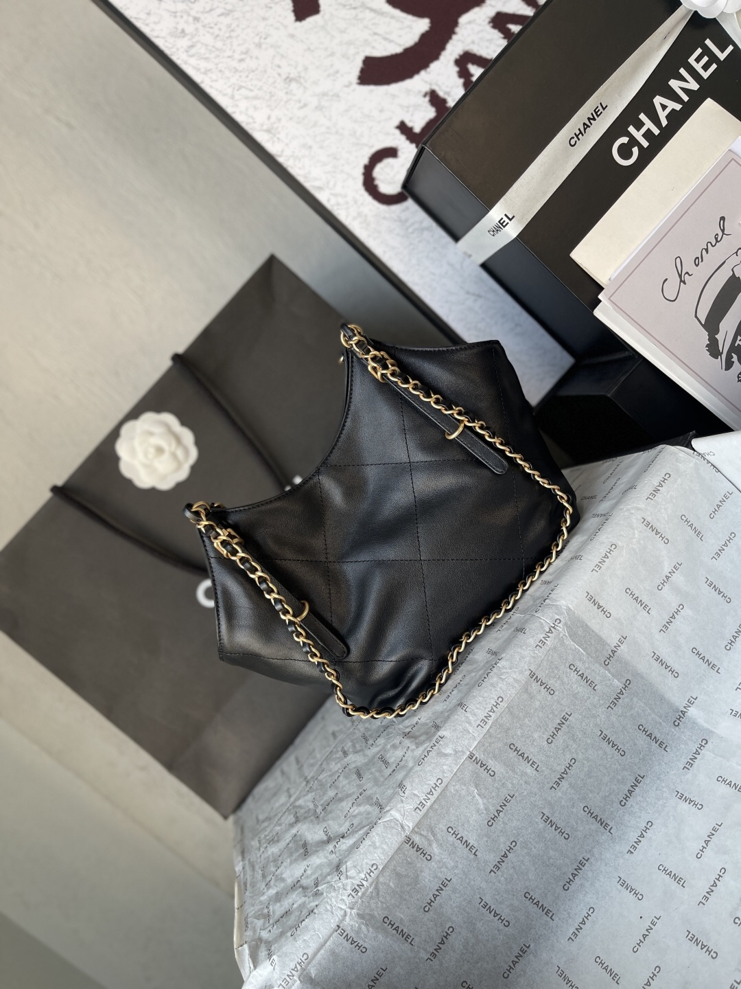 Chanel 25S Maxi Hobo Tote Bag AS6015 - Image 4