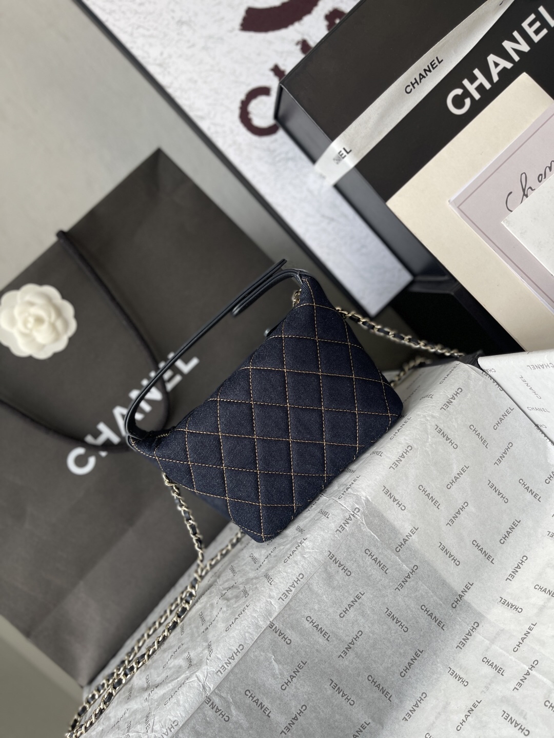 Chanel Denim Box Bag with Diamond Pattern - Image 4