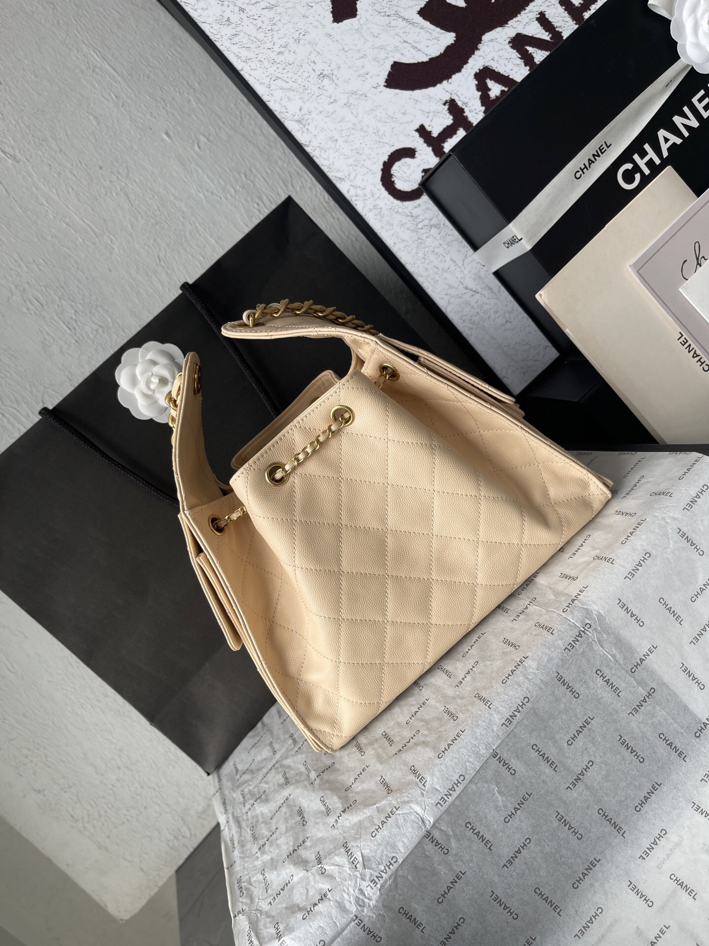 Chanel 25C Small Pebble Leather Hobo Bag - Image 4