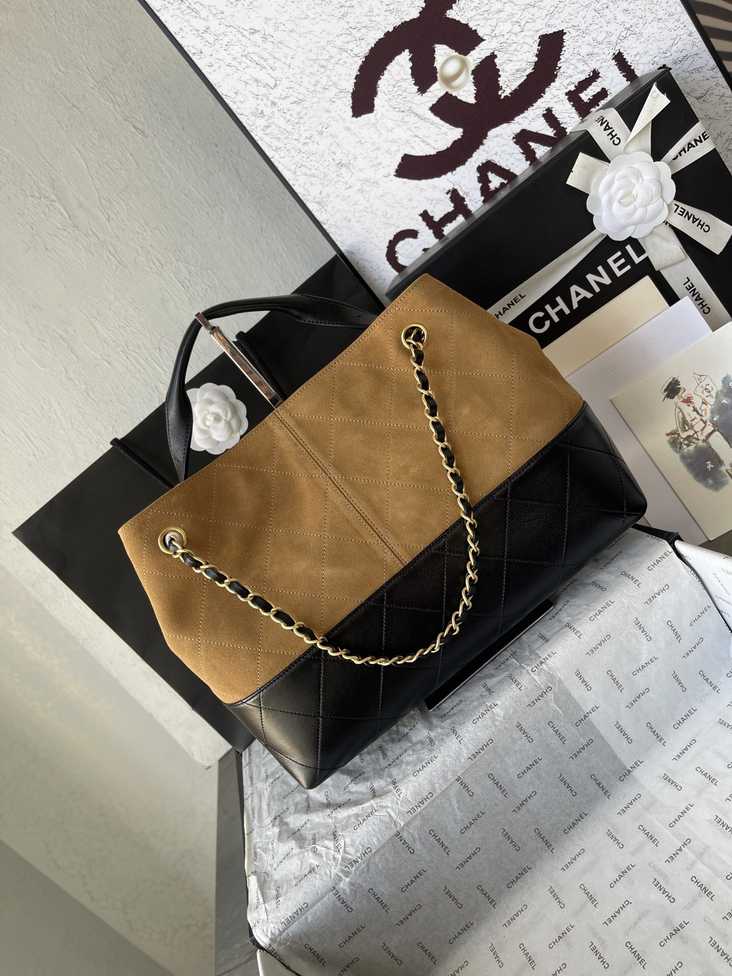 Chanel 25A Goatskin Bag - Image 4