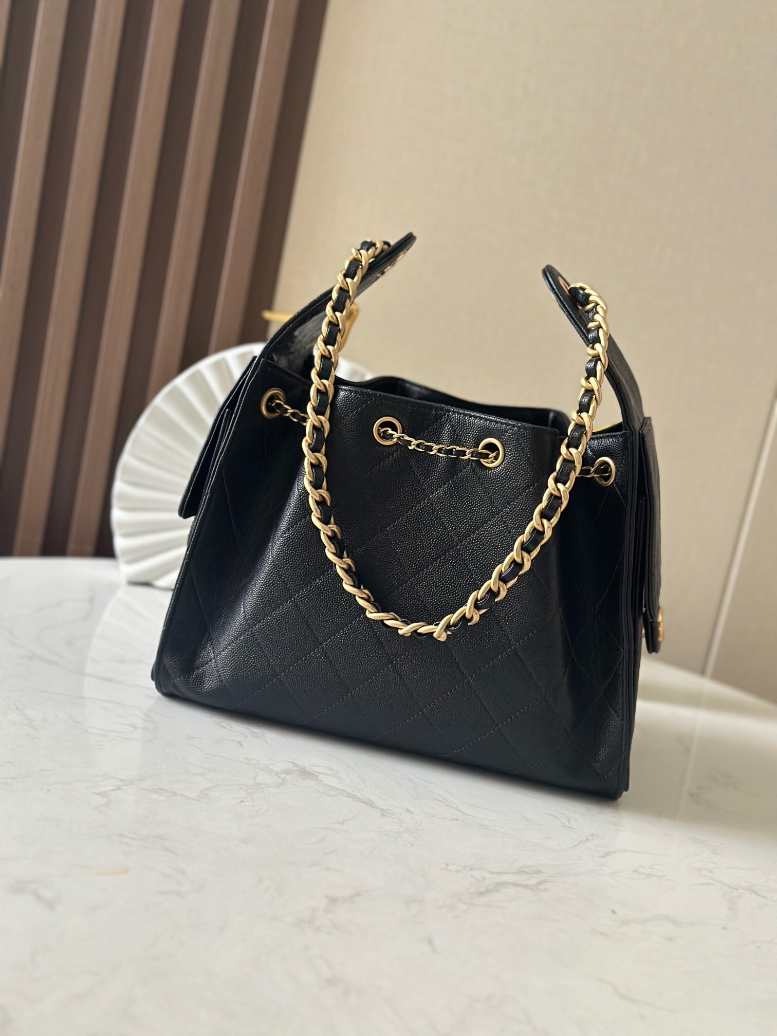 Chanel Small Quilted Leather Hobo Shoulder Bag - Image 4