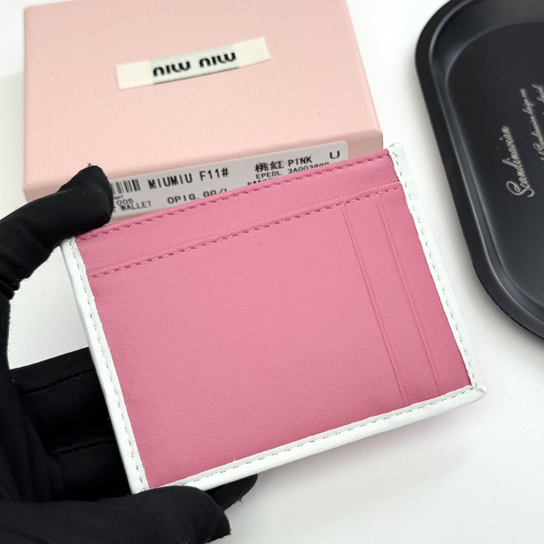 Miu Miu F11 Lambskin Wallet - Image 4