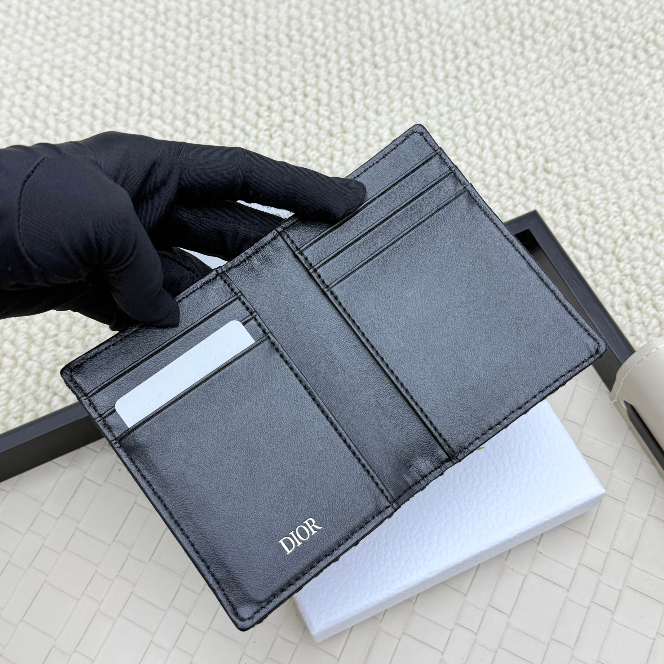 Dior Double-Fold Card Holder in Black Grained Calfskin - Image 4
