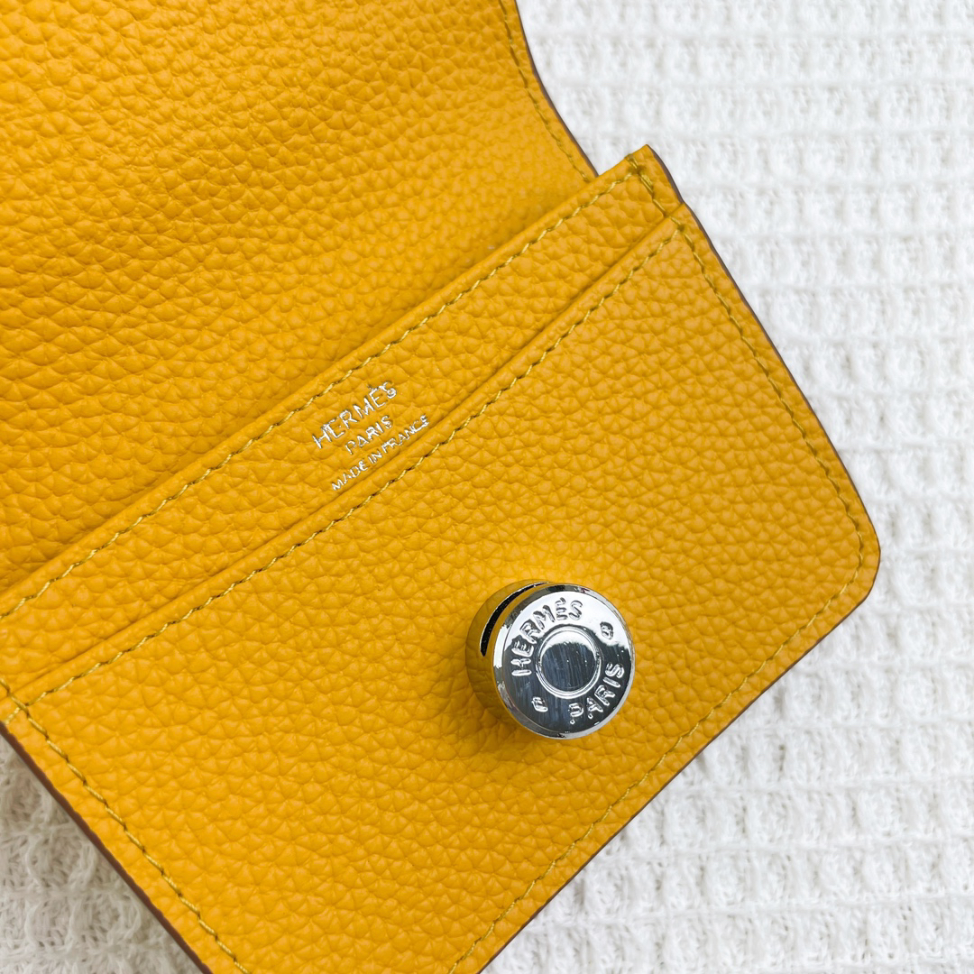 Hermès Togo Leather Card Holder - Image 4