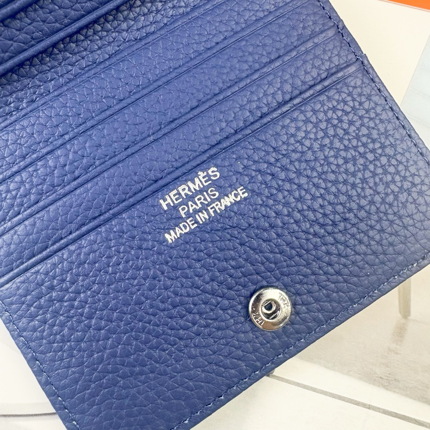 Hermès Silk'in Togo Leather Wallet - Image 4