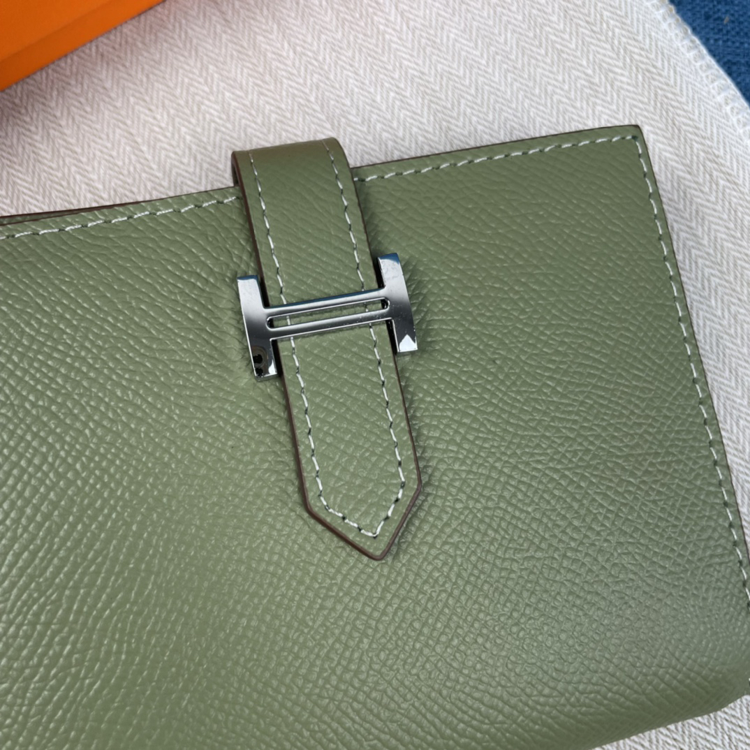 Hermes 220 Vertical Leather Wallet - Image 4