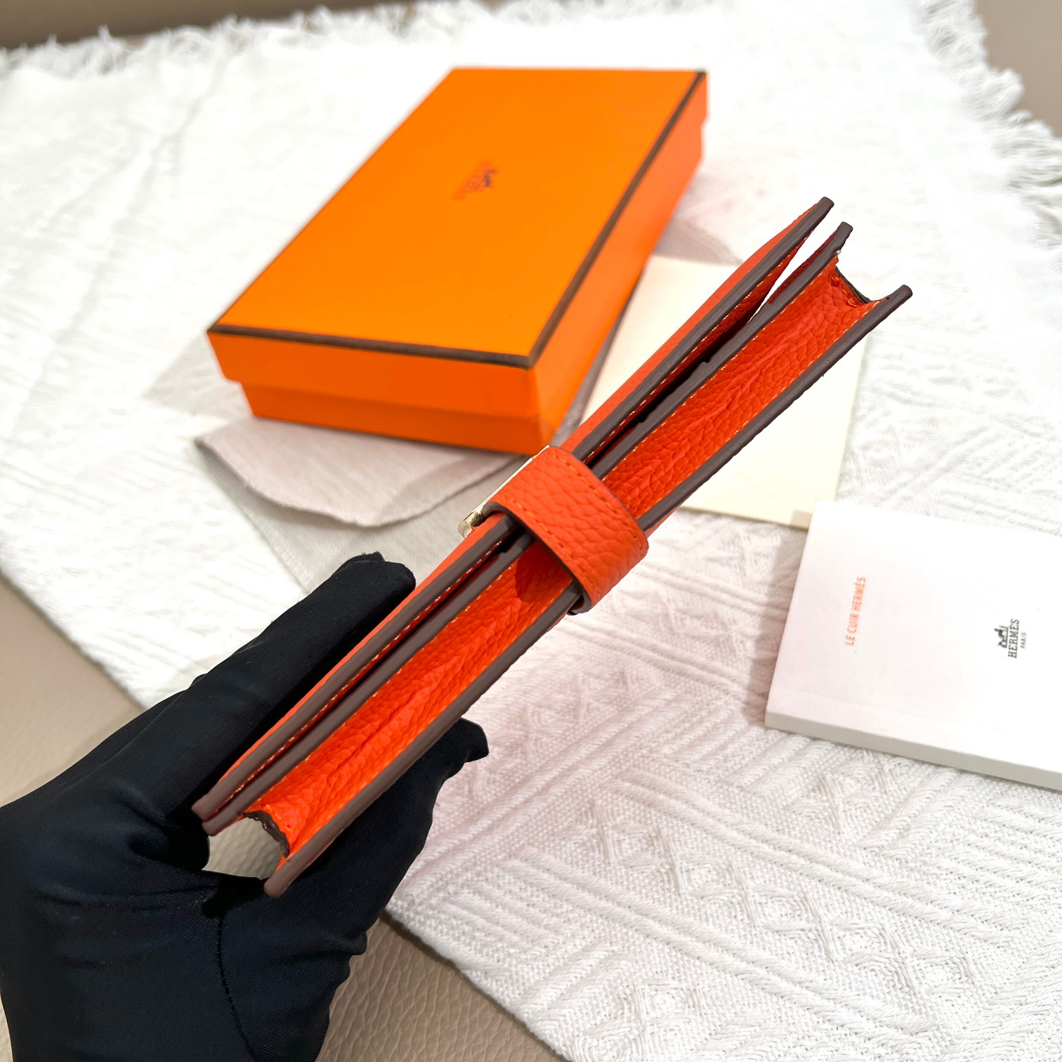 Hermes Women's Togo Leather Vertical Zip Wallet - Image 4