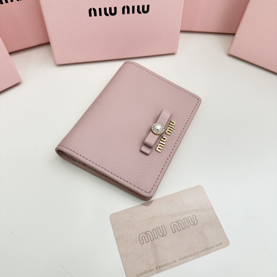 Miu Miu Leather Wallet - Image 4