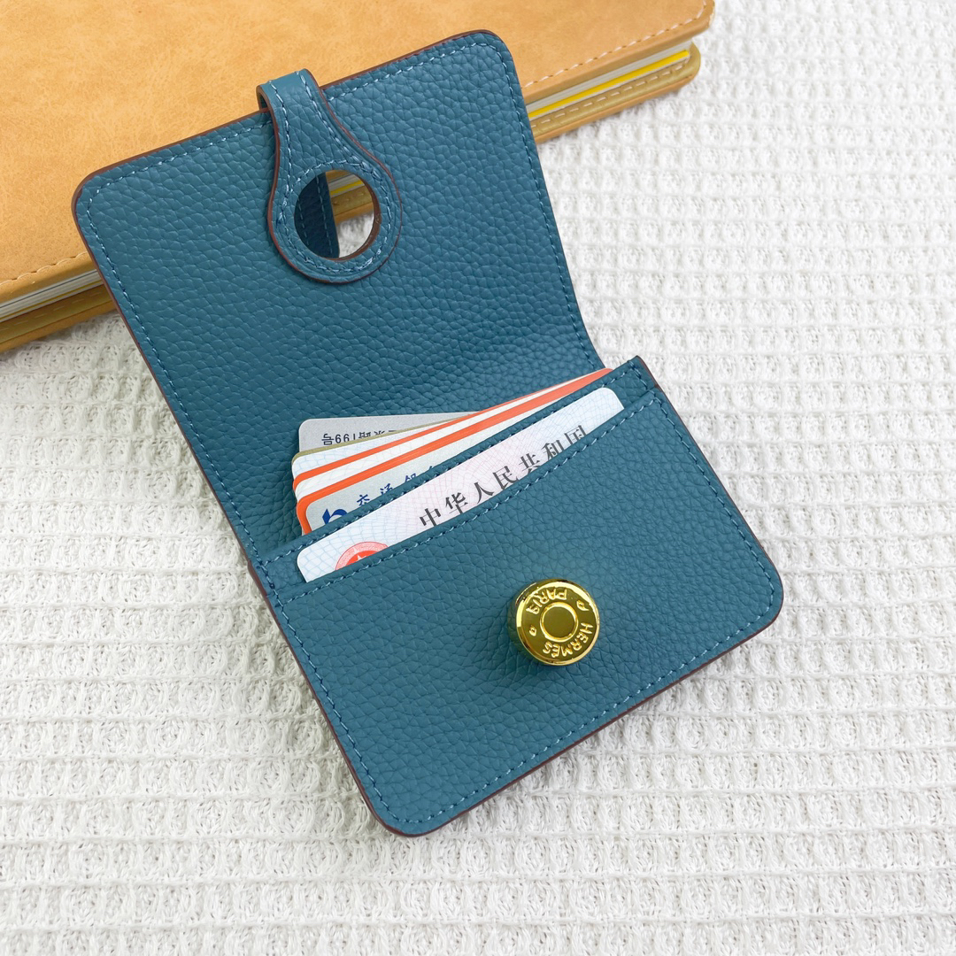 Hermès Togo Leather Wallet with Silver Buckle - Image 4
