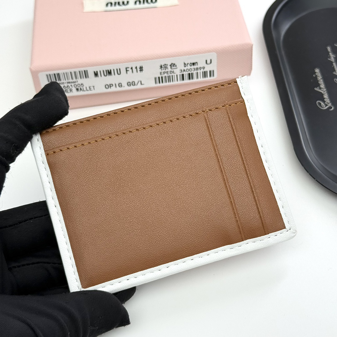 Miu Miu F11 Lambskin Wallet - Image 4