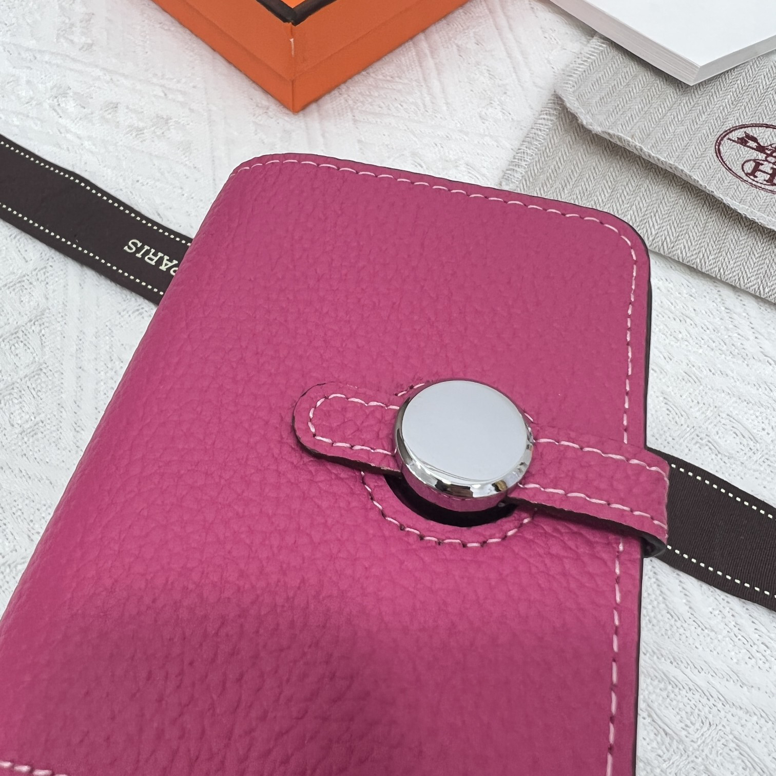 Hermès Constance Leather Handbag - Image 4