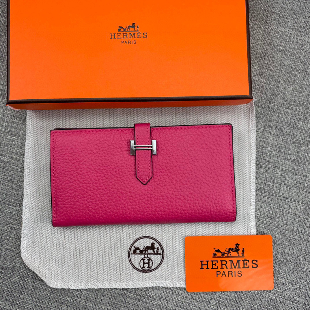 Hermès Lychee-Grain Leather Zip Wallet - Image 4