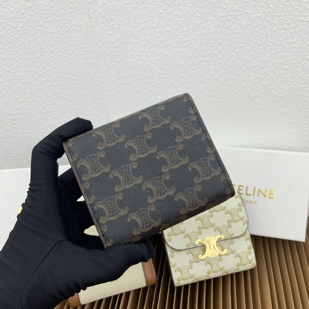 Triomphe Small Wallet - Image 4
