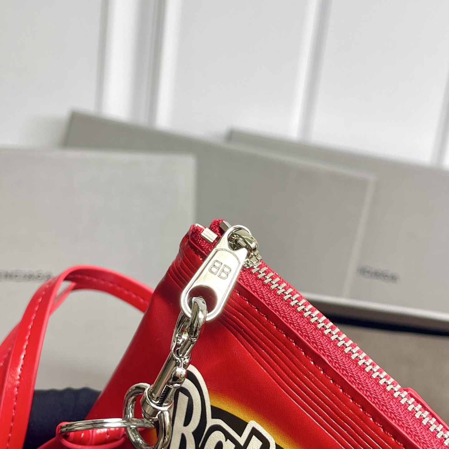 Balenciaga Chips Phone Holder Bag in Red Glossy Calfskin - Image 4