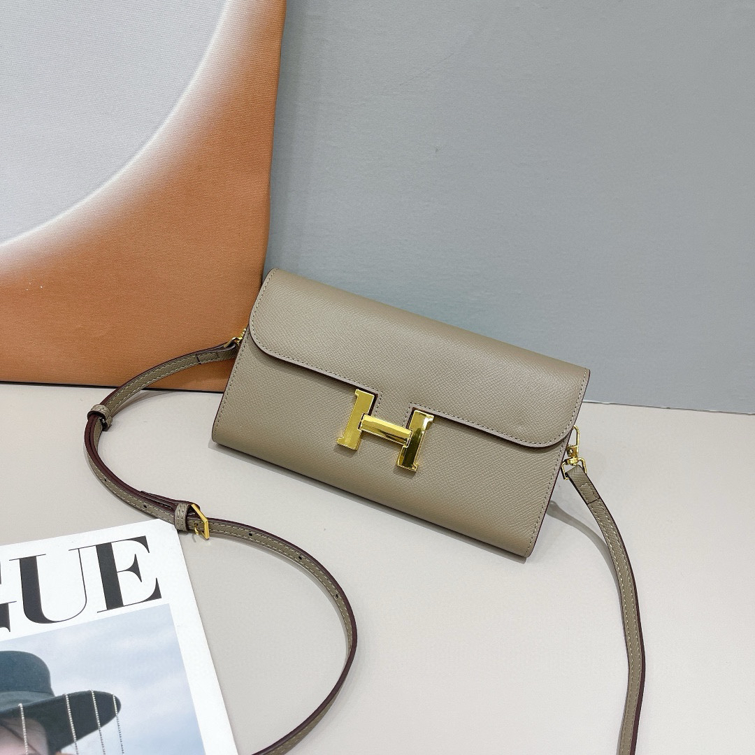 Hermès Constance Long Wallet - Image 4
