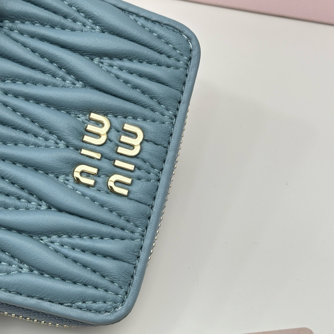 Miu Miu Lambskin Wallet 3511 - Image 4