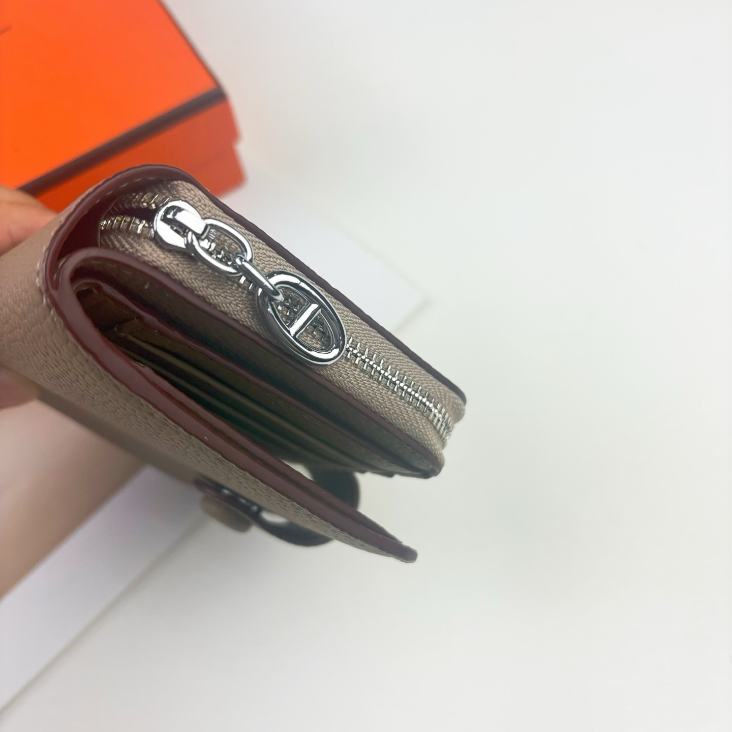 Hermès Silk'in Togo Women's Wallet - Image 4