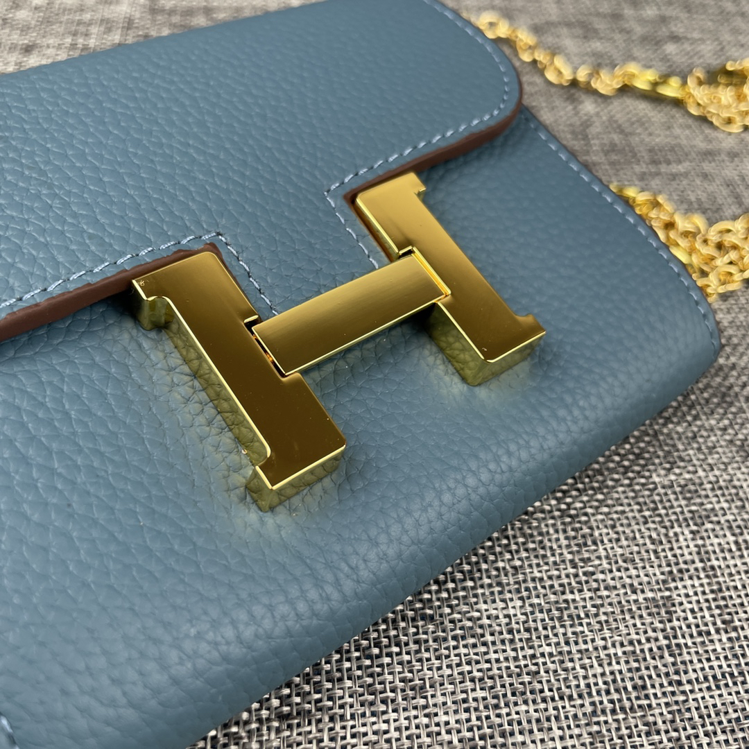 Hermès Constance Mini Shoulder Bag in Togo Calfskin - Image 4
