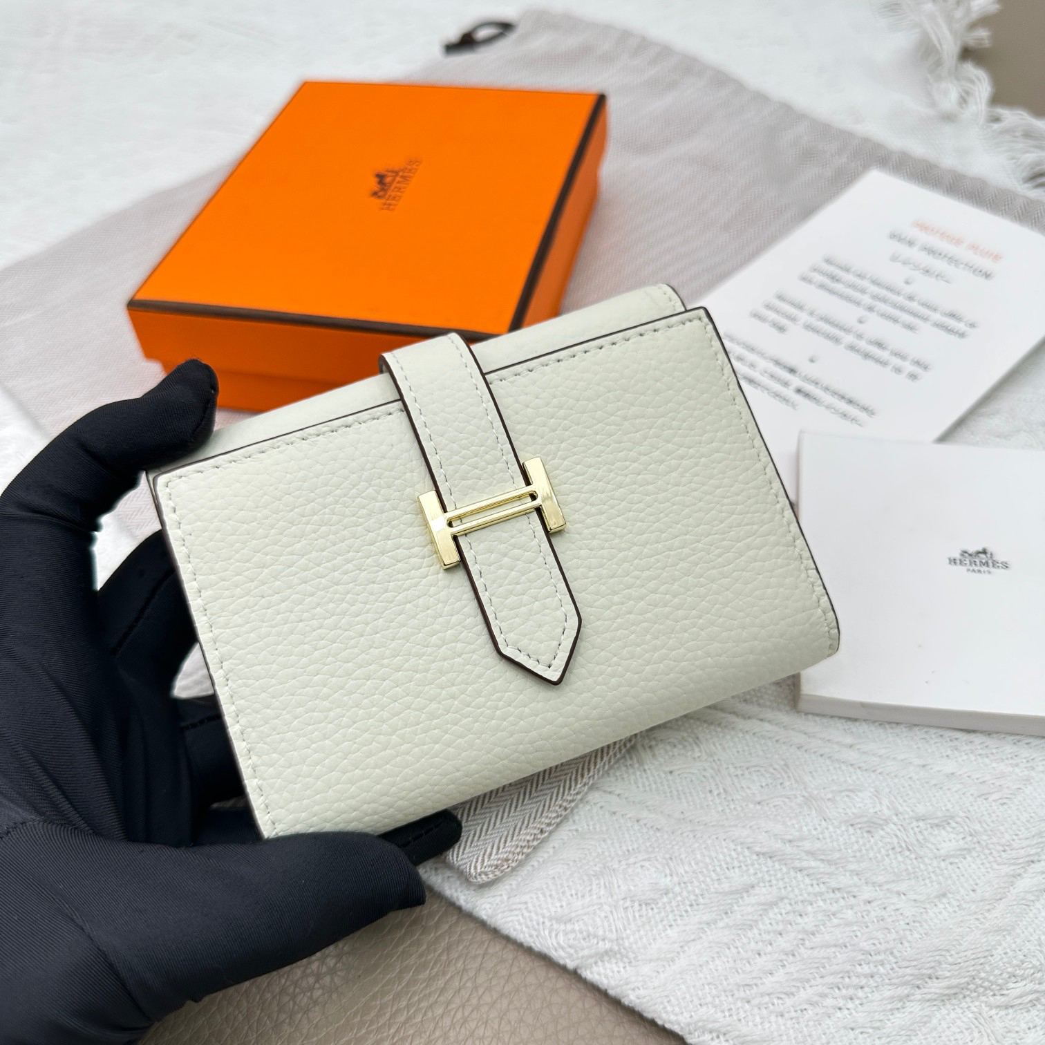 Hermes Togo Leather Tri-Fold Wallet - Image 4