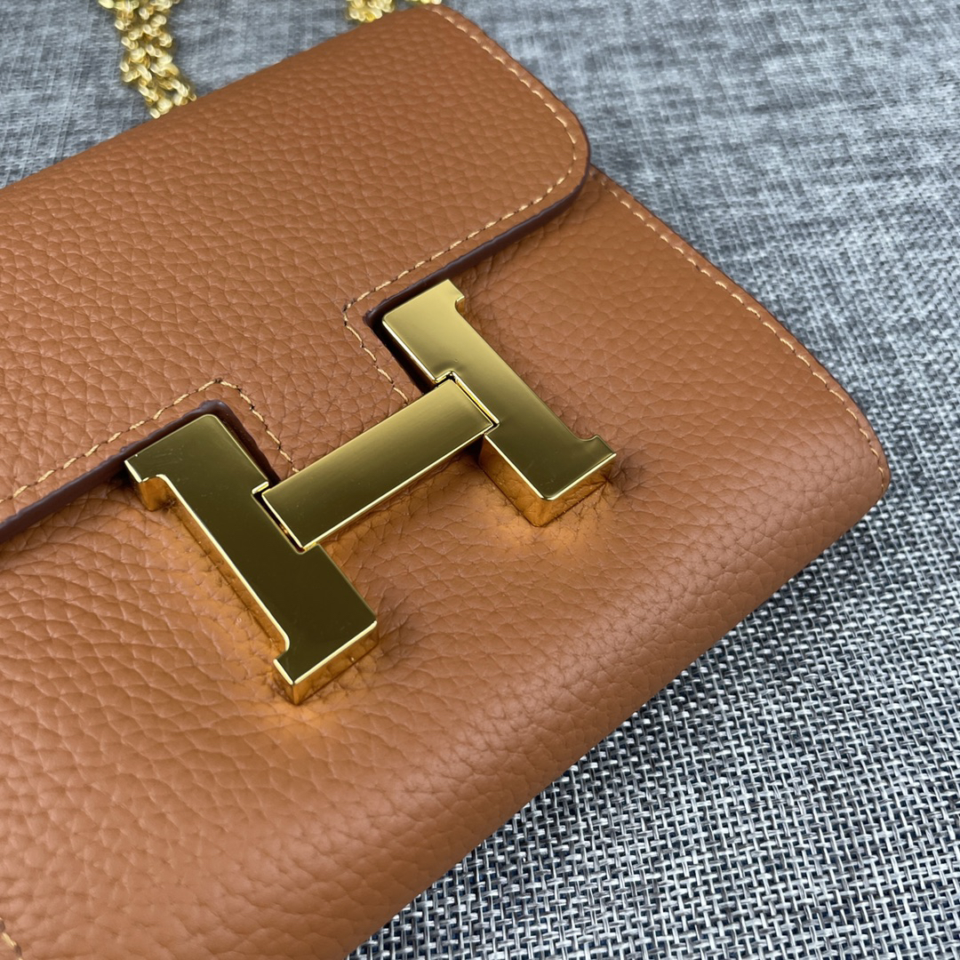 Hermès Constance Mini Shoulder Bag in Togo Calfskin - Image 4