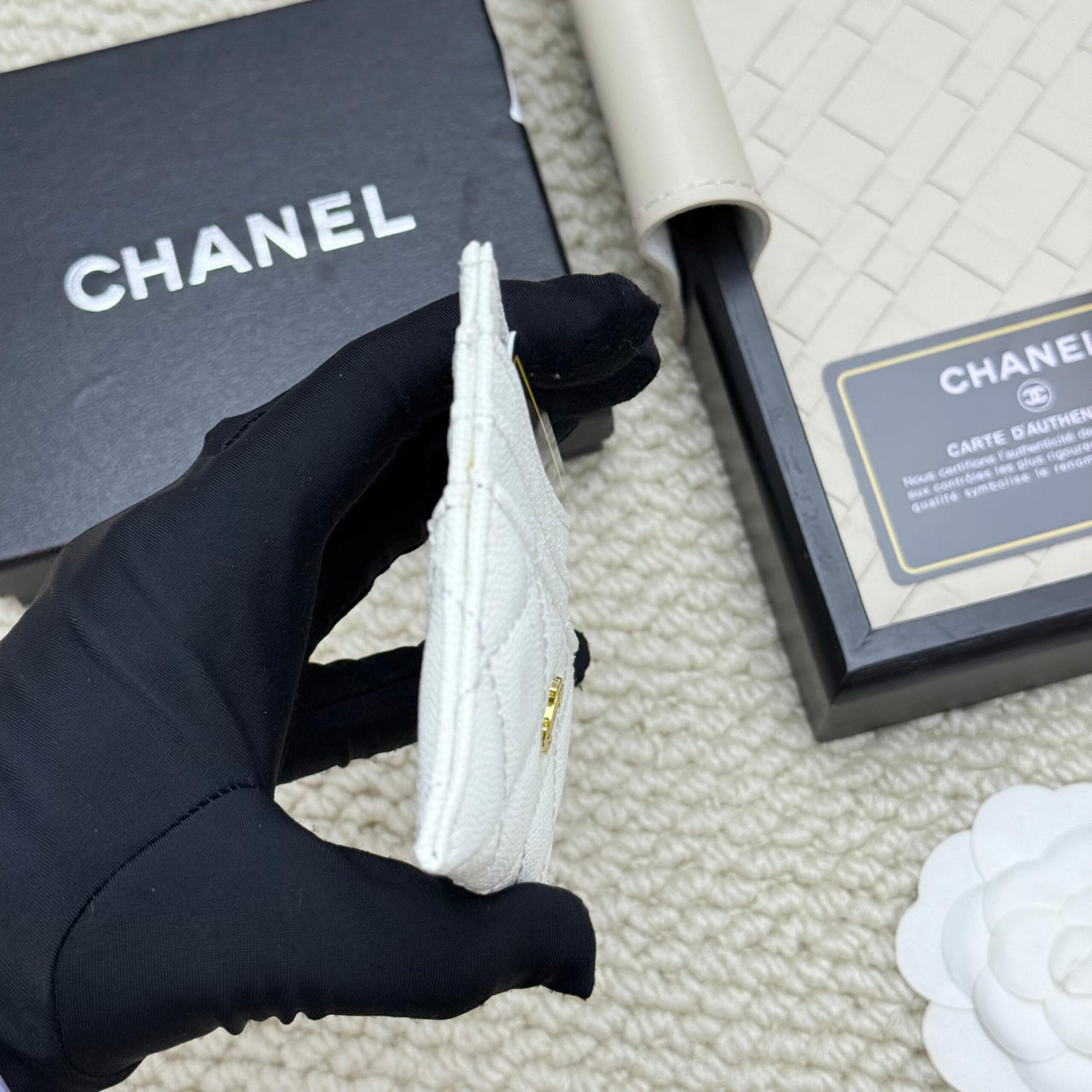 Chanel 2025 Lambskin Card Holder - Image 4