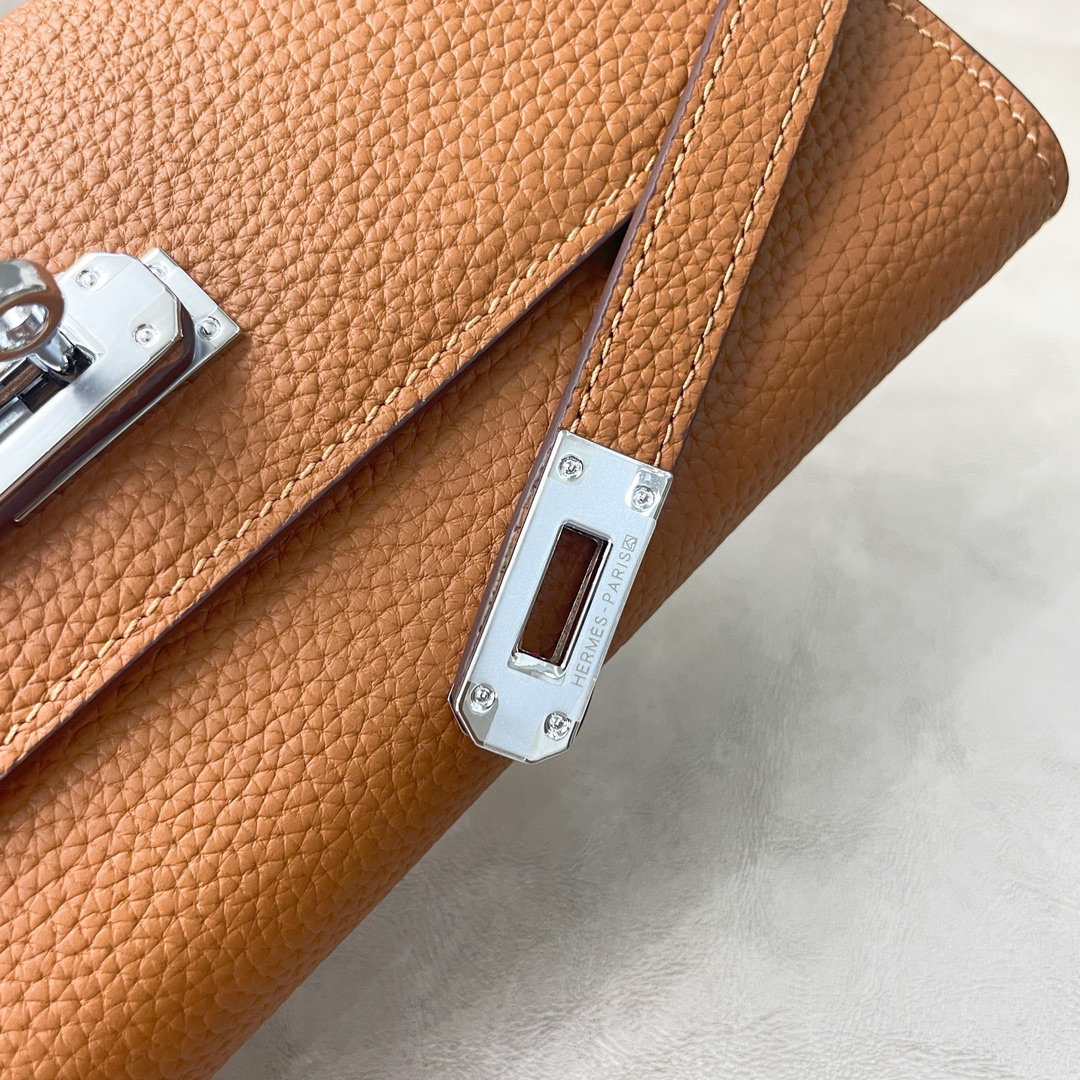 Hermès Kelly Wallet, Small - Image 4