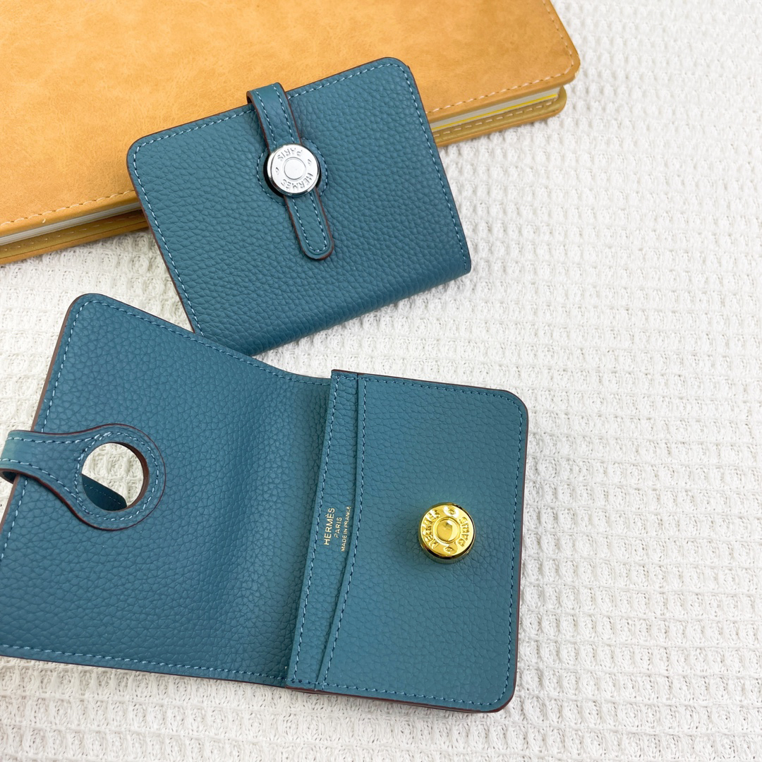 Hermes Togo Leather Card Holder - Image 4