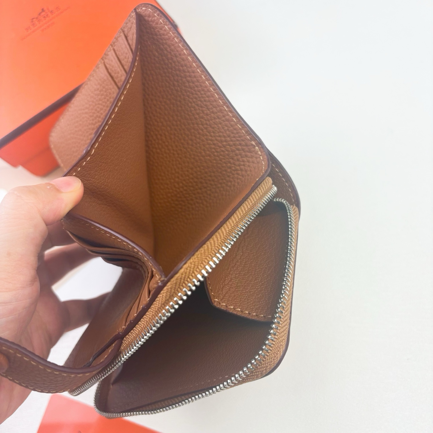 Hermès Silk'in Togo Leather Wallet - Image 4