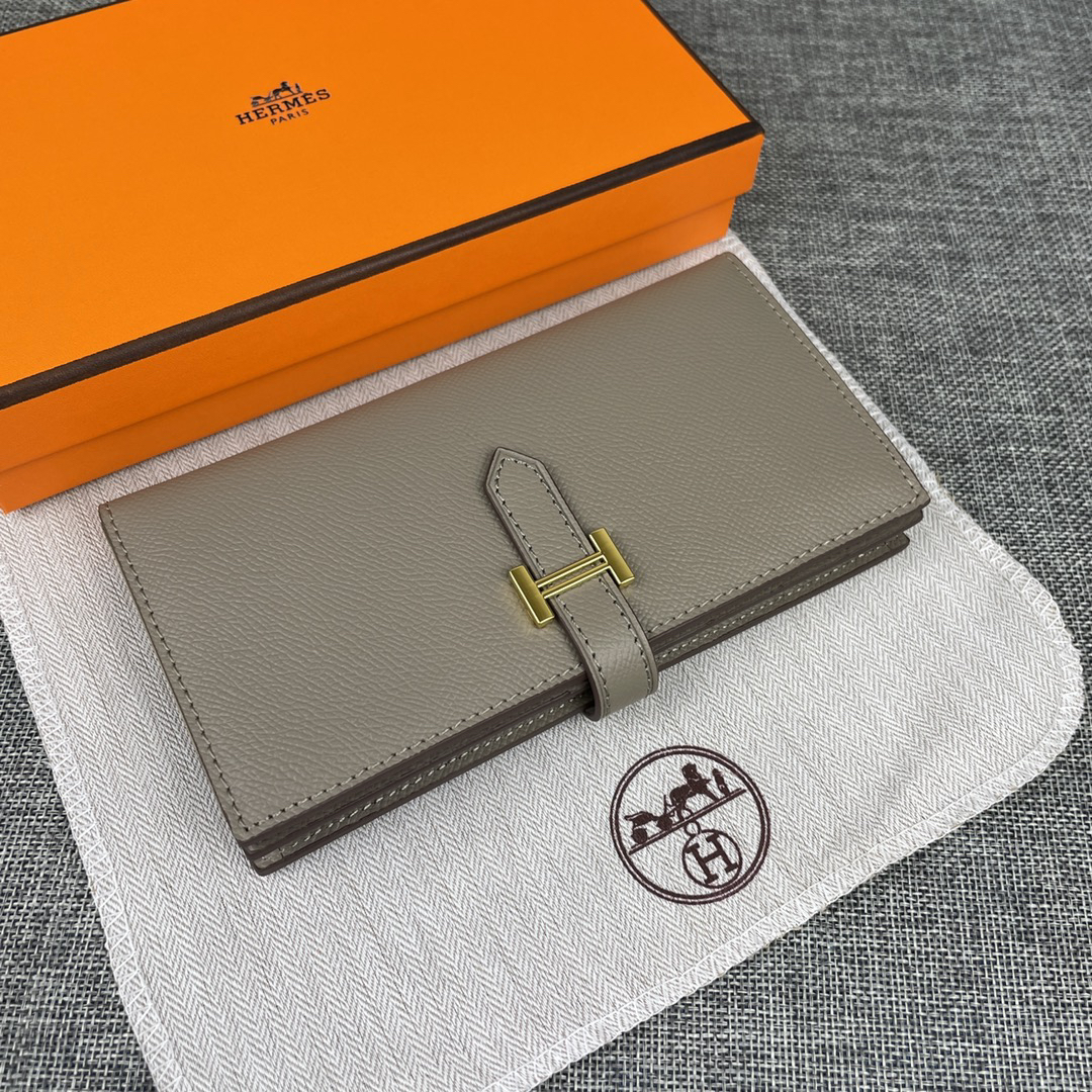 Hermes Women's Empson Leather Zip Pocket Long Wallet - Image 4