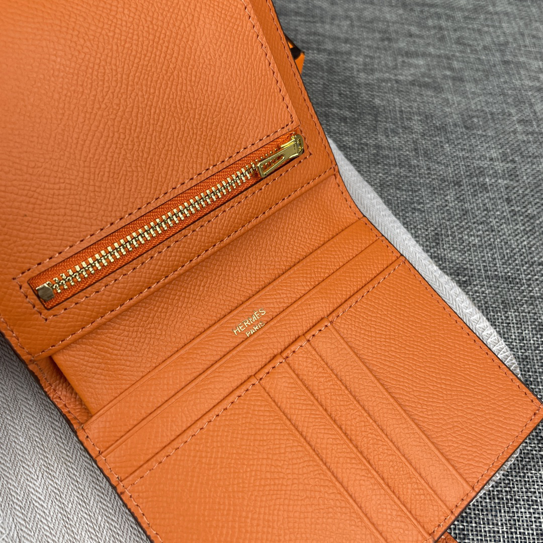 Hermès Palm-Grain Calfskin Vertical Wallet - Image 4