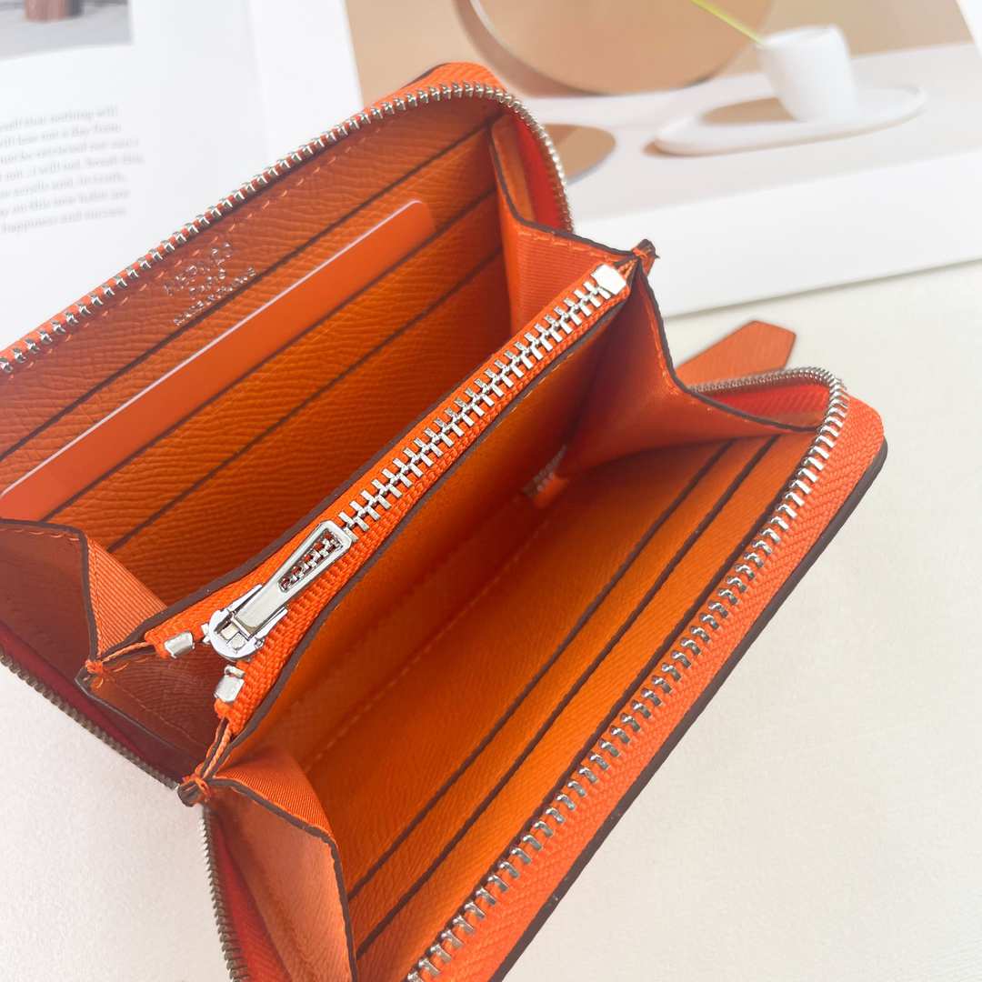 Hermès Silk'in Short Wallet - Image 4
