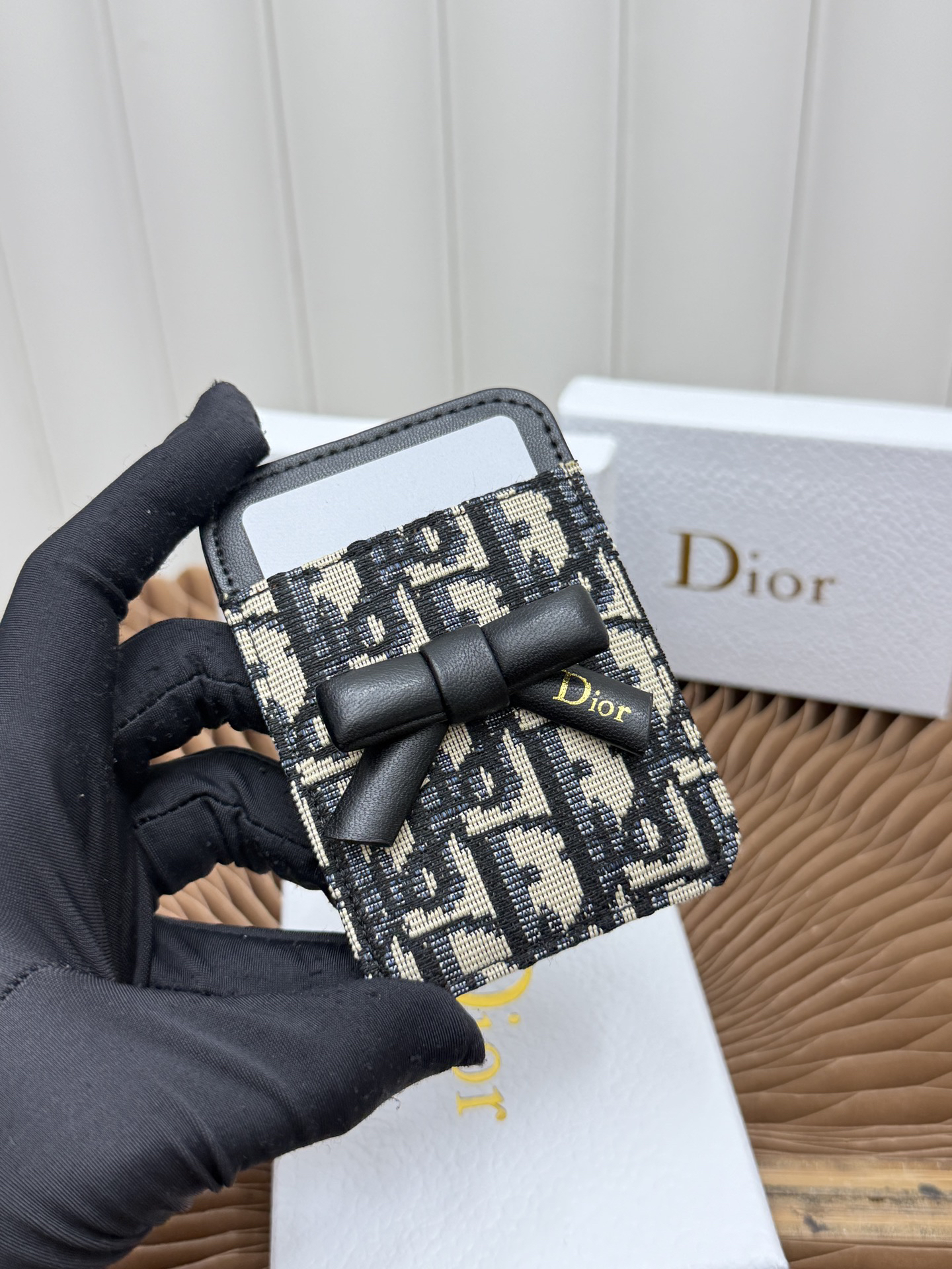 Dior Lady Dior Magnetic Lambskin Card Holder - Image 4