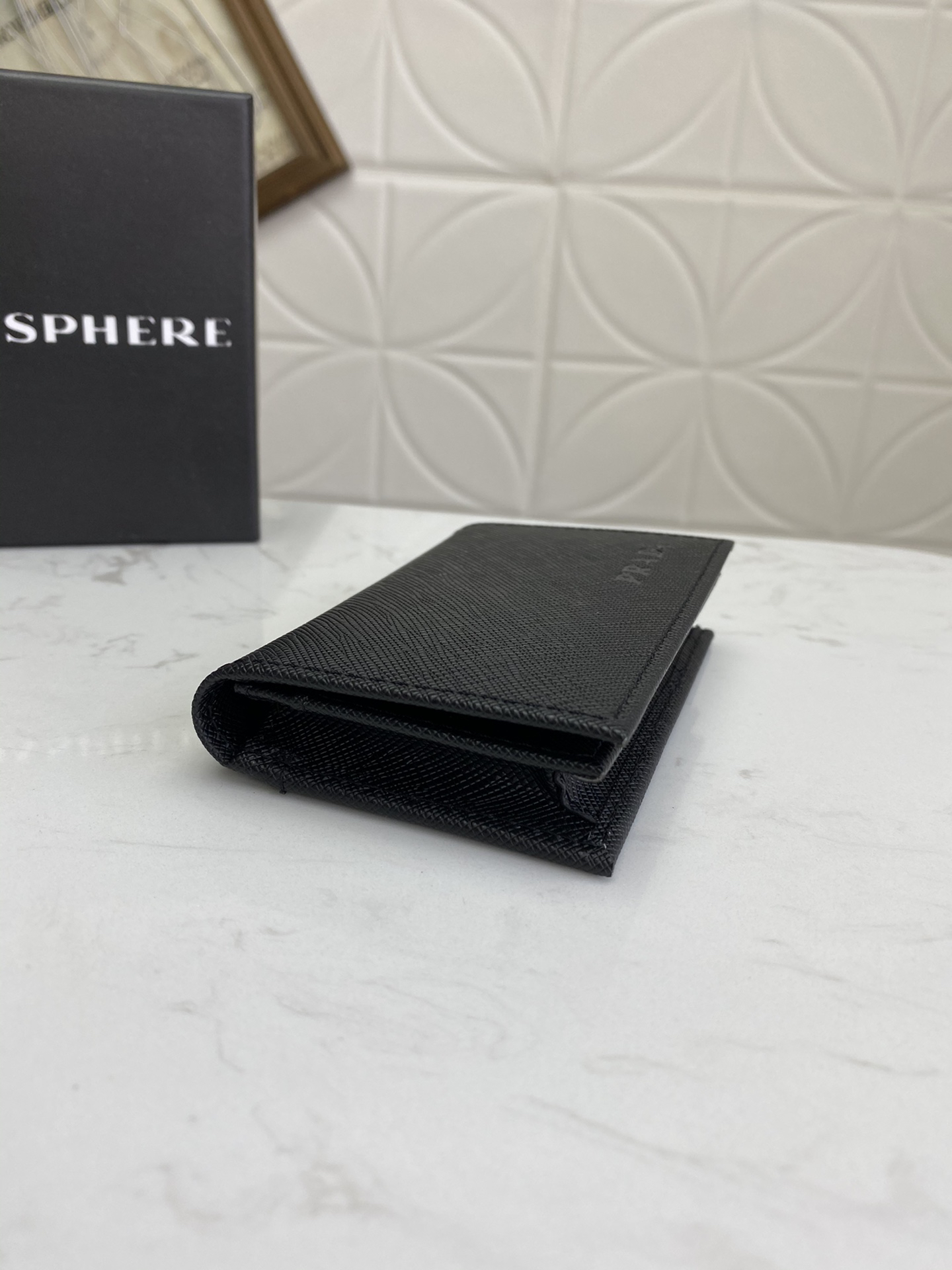 Prada Men's Leather Card Holder - Image 4