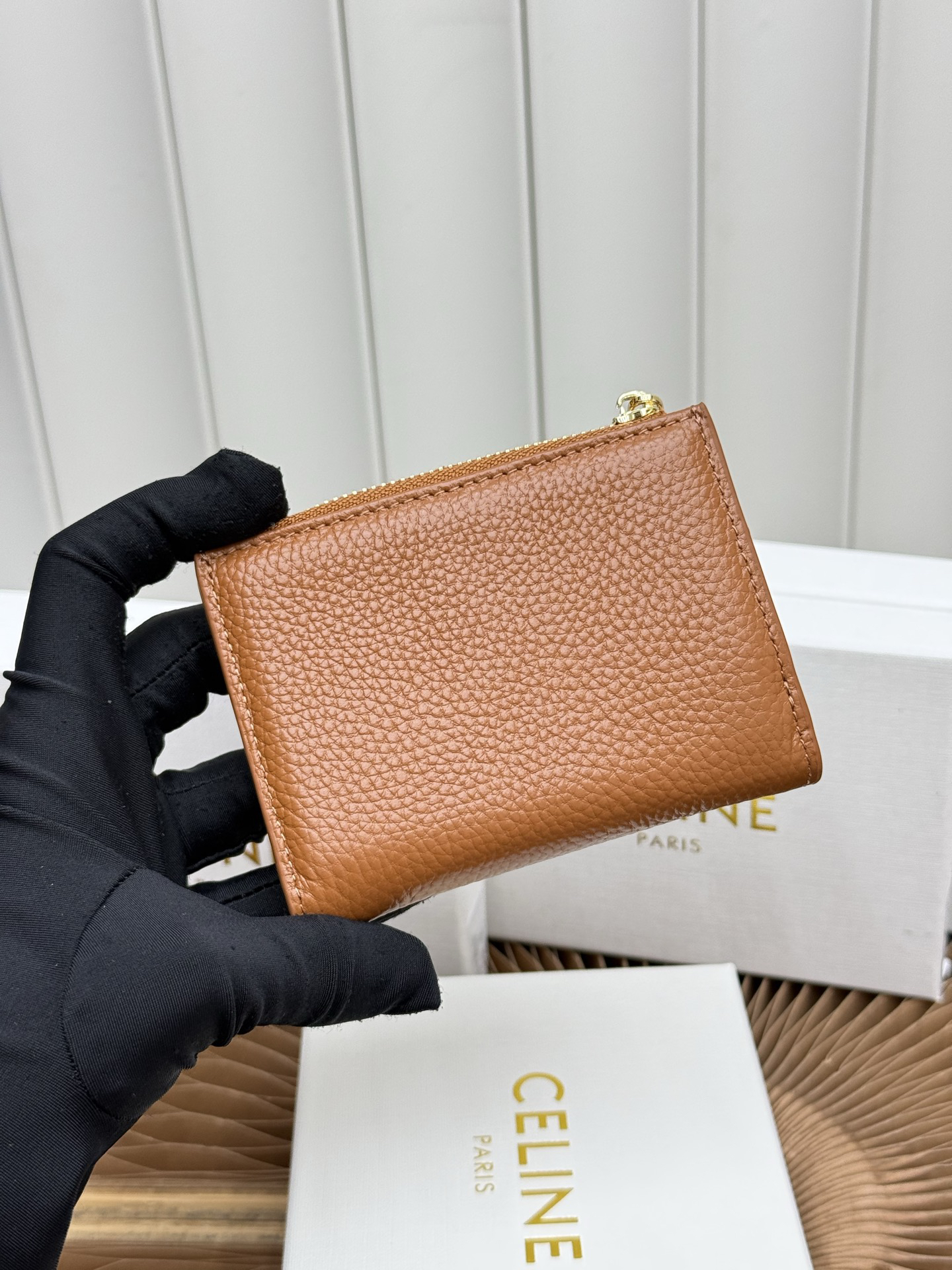 CELINE Short Leather Wallet - Image 4
