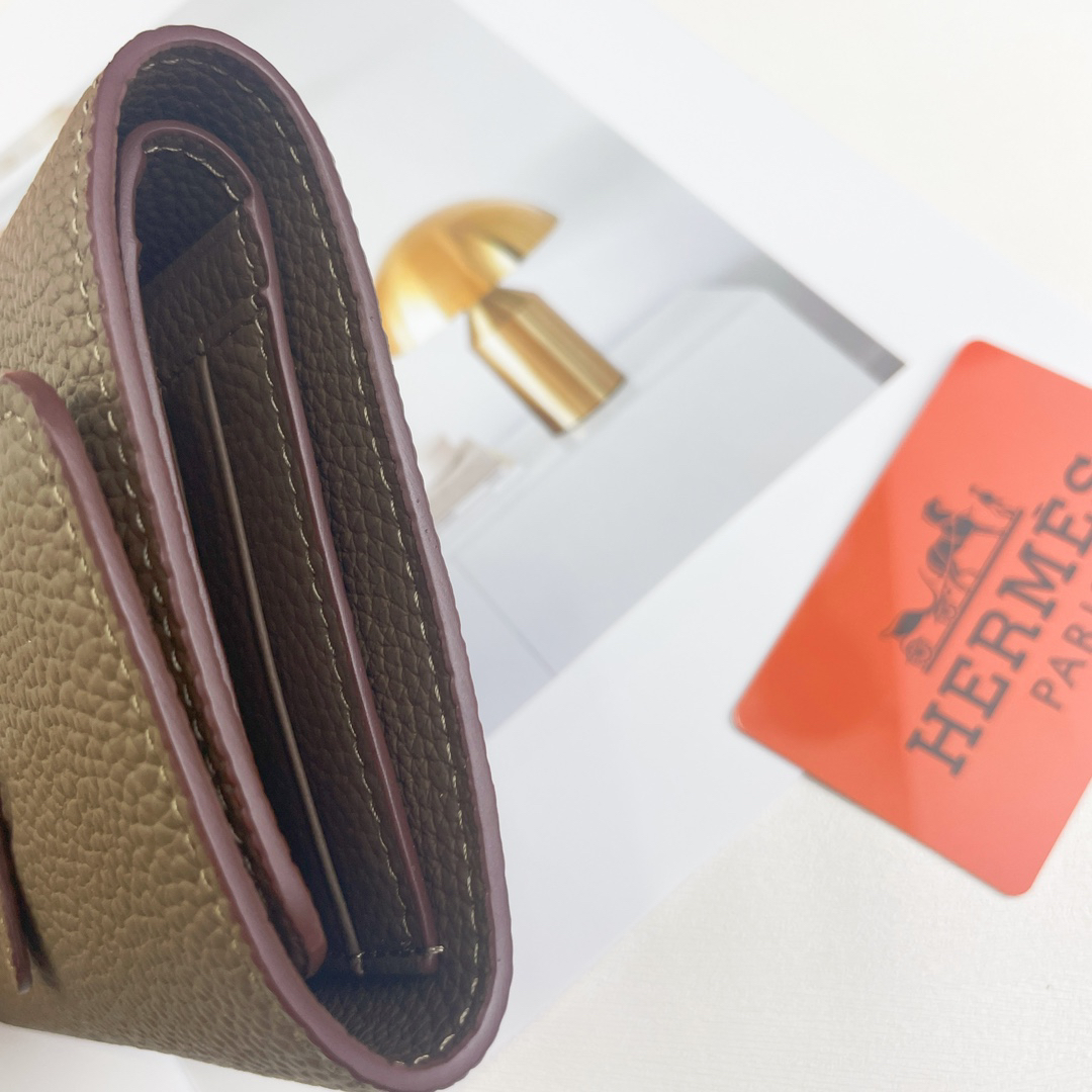 Hermès H230 Wallet in Togo Calfskin - Image 4