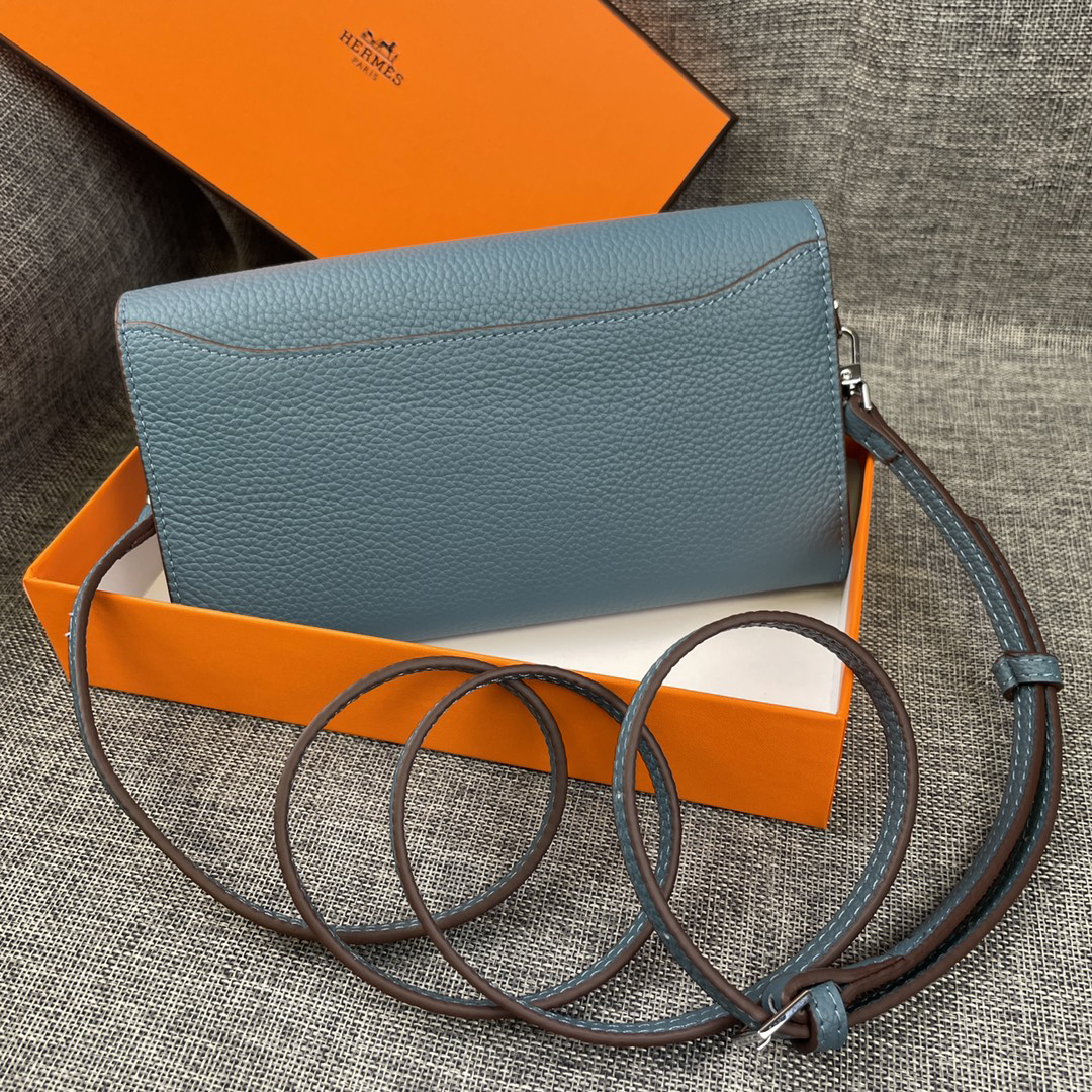 Hermès Constance 22 Togo Leather Shoulder Bag - Image 4