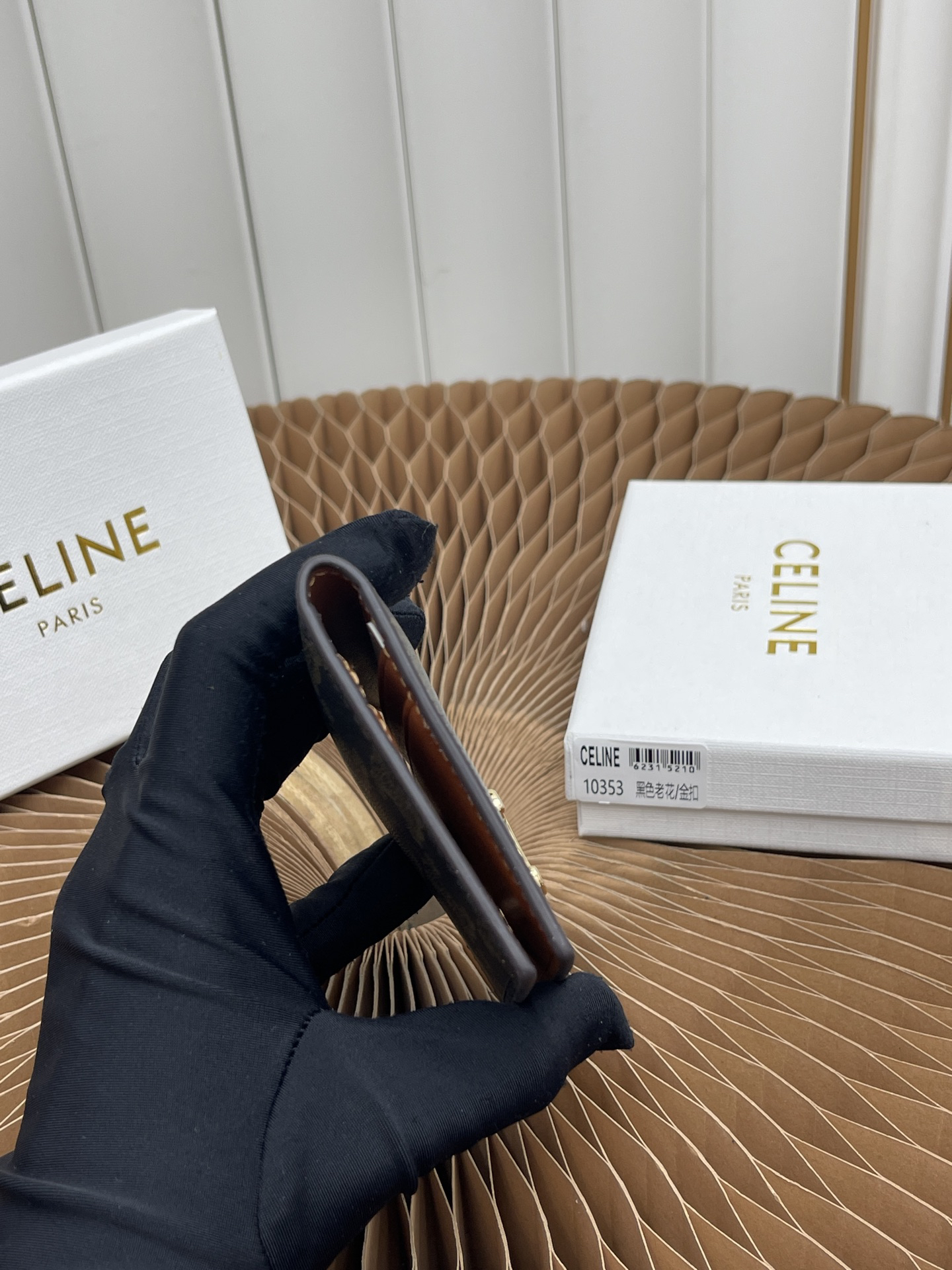 Celine Triomphe Logo-Print Bifold Card Holder - Image 4