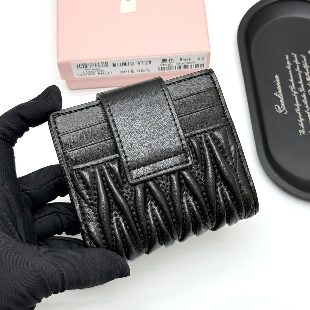 Miu Miu Leather Bag V12 - Image 4