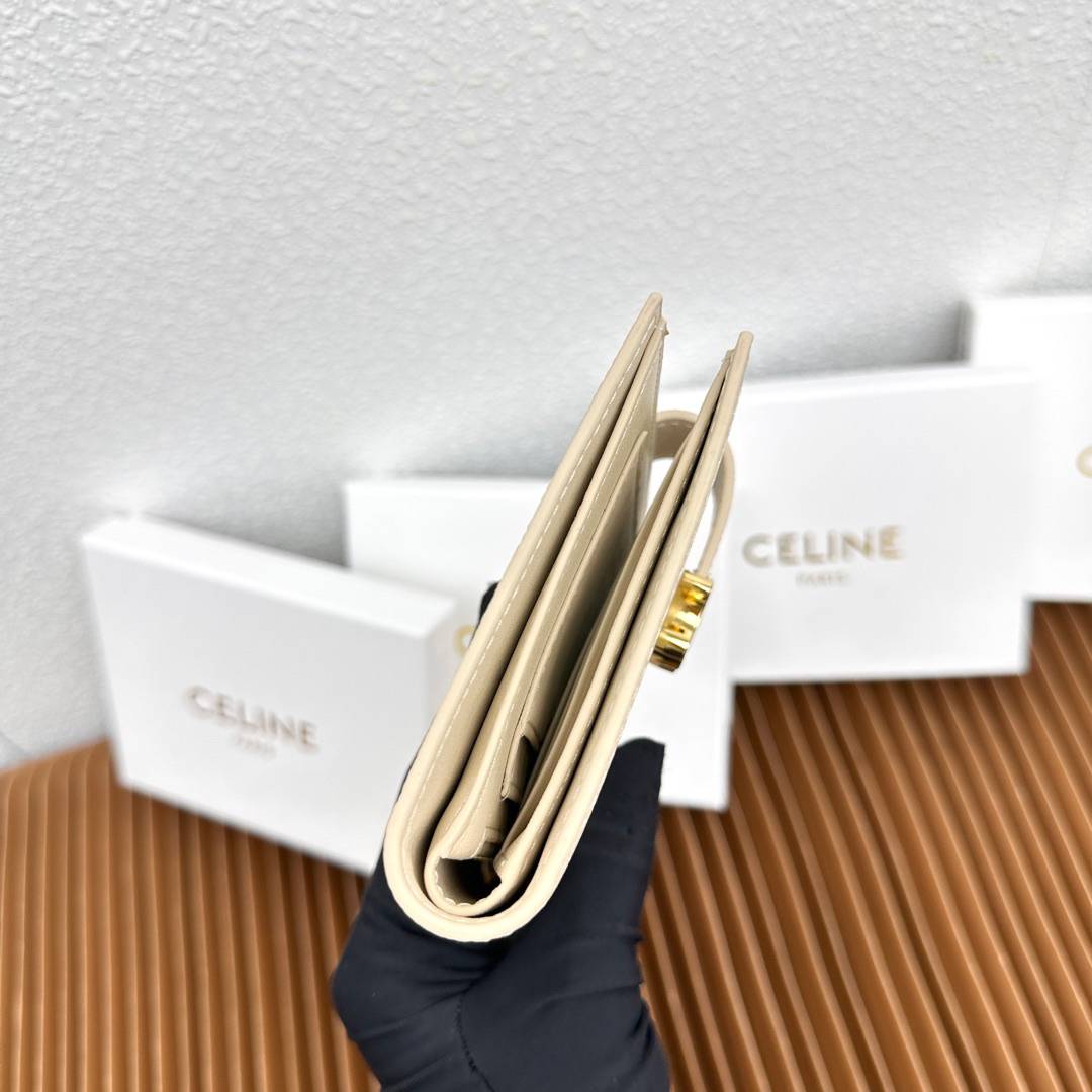 Celine Victoire Medium Wallet - Image 4